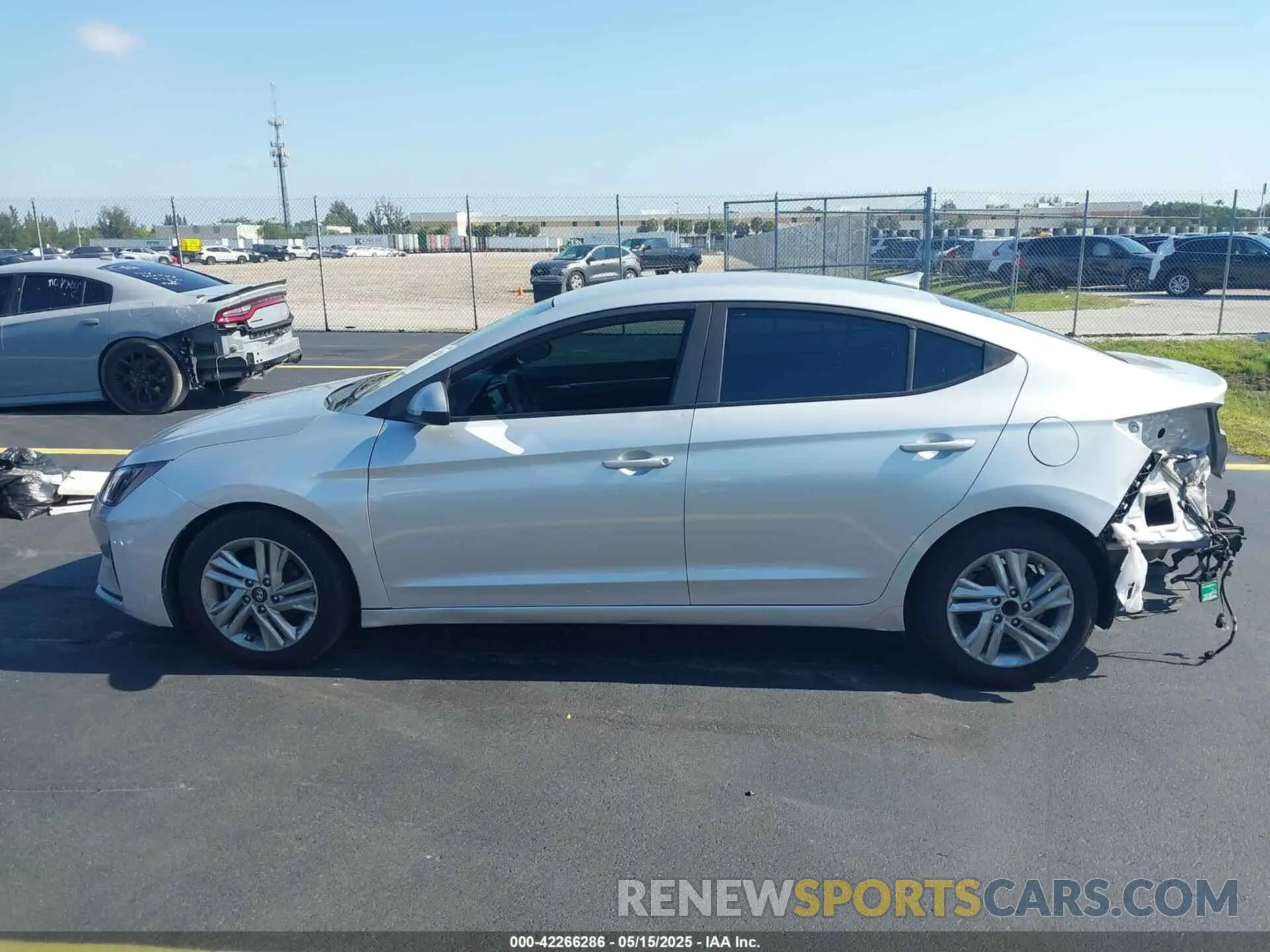 15 Photograph of a damaged car 5NPD84LF2LH508091 HYUNDAI ELANTRA 2020