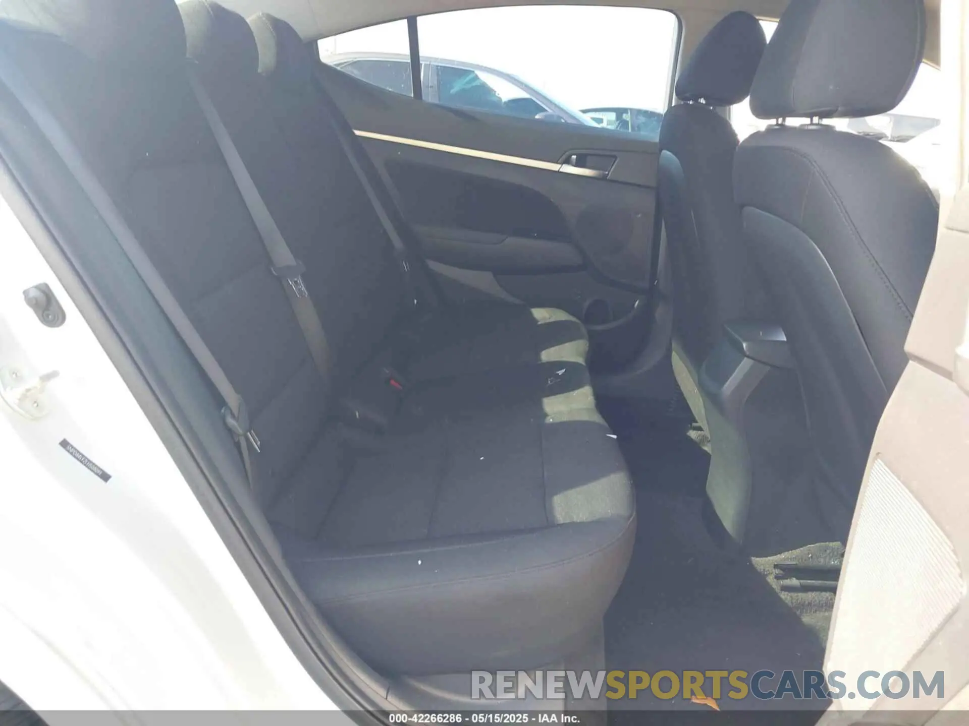 8 Photograph of a damaged car 5NPD84LF2LH508091 HYUNDAI ELANTRA 2020