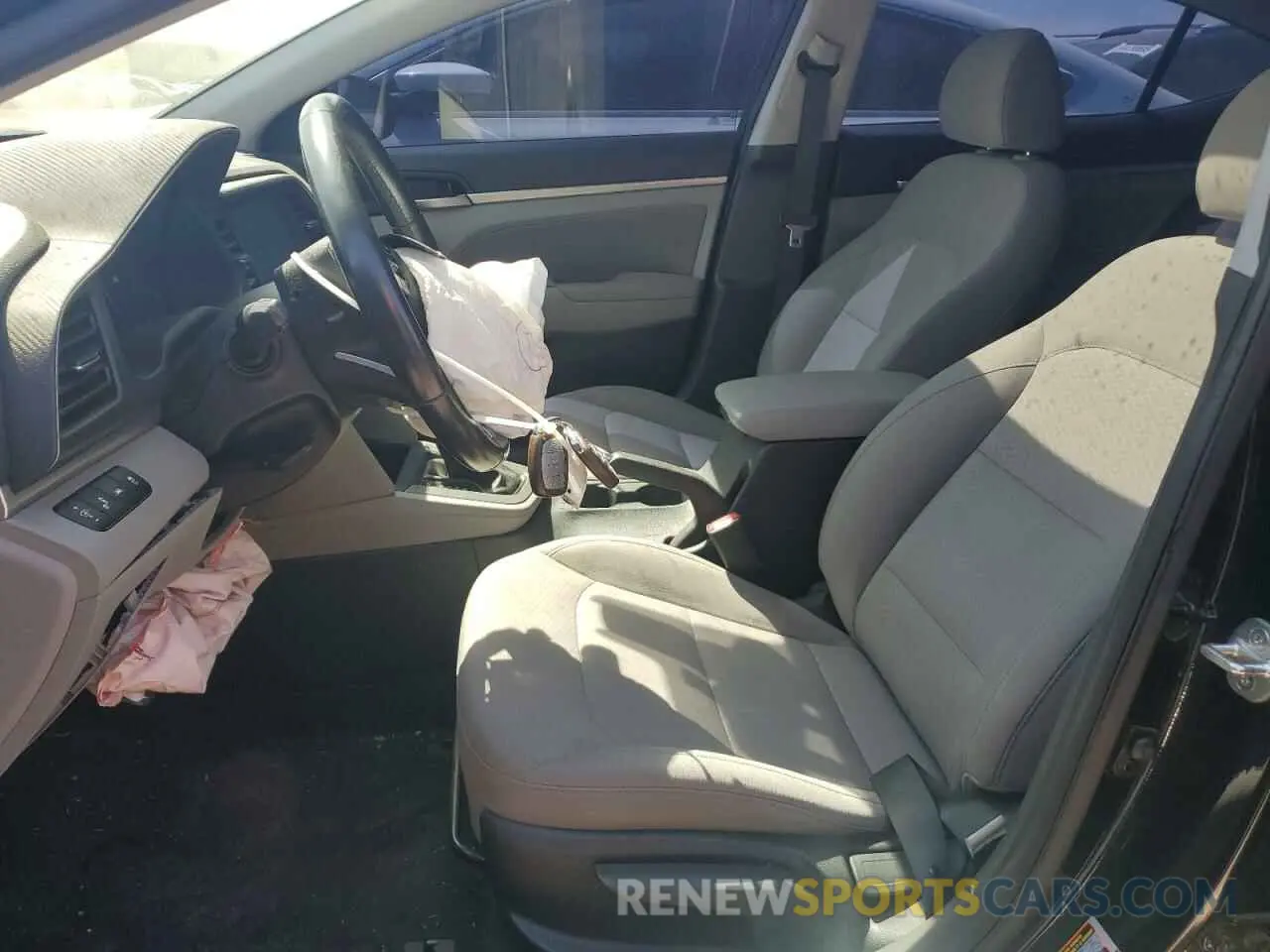 7 Photograph of a damaged car 5NPD84LF2LH531290 HYUNDAI ELANTRA 2020