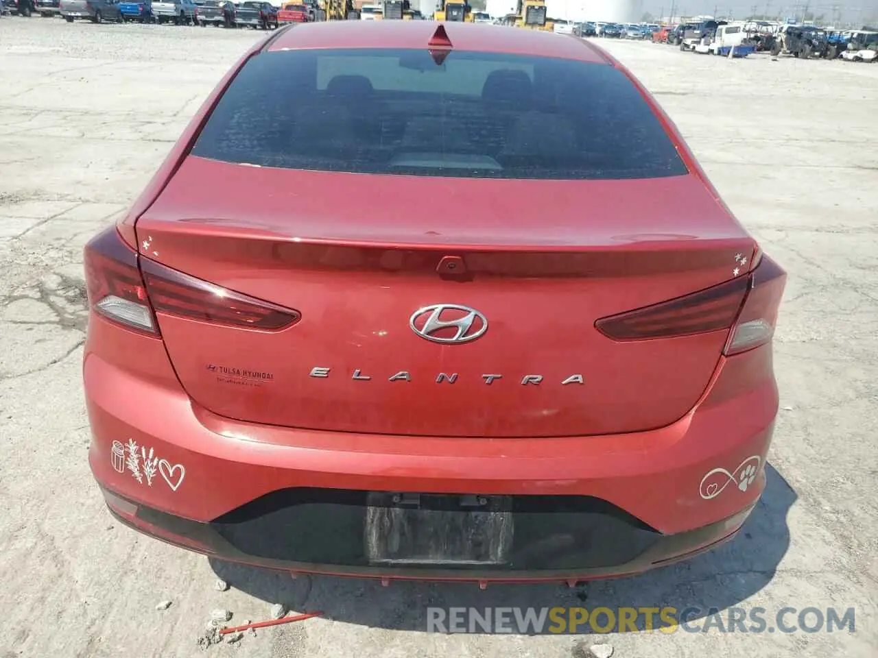 6 Photograph of a damaged car 5NPD84LF2LH540846 HYUNDAI ELANTRA 2020