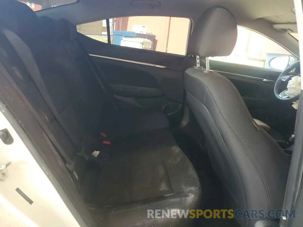 10 Photograph of a damaged car 5NPD84LF2LH544573 HYUNDAI ELANTRA 2020