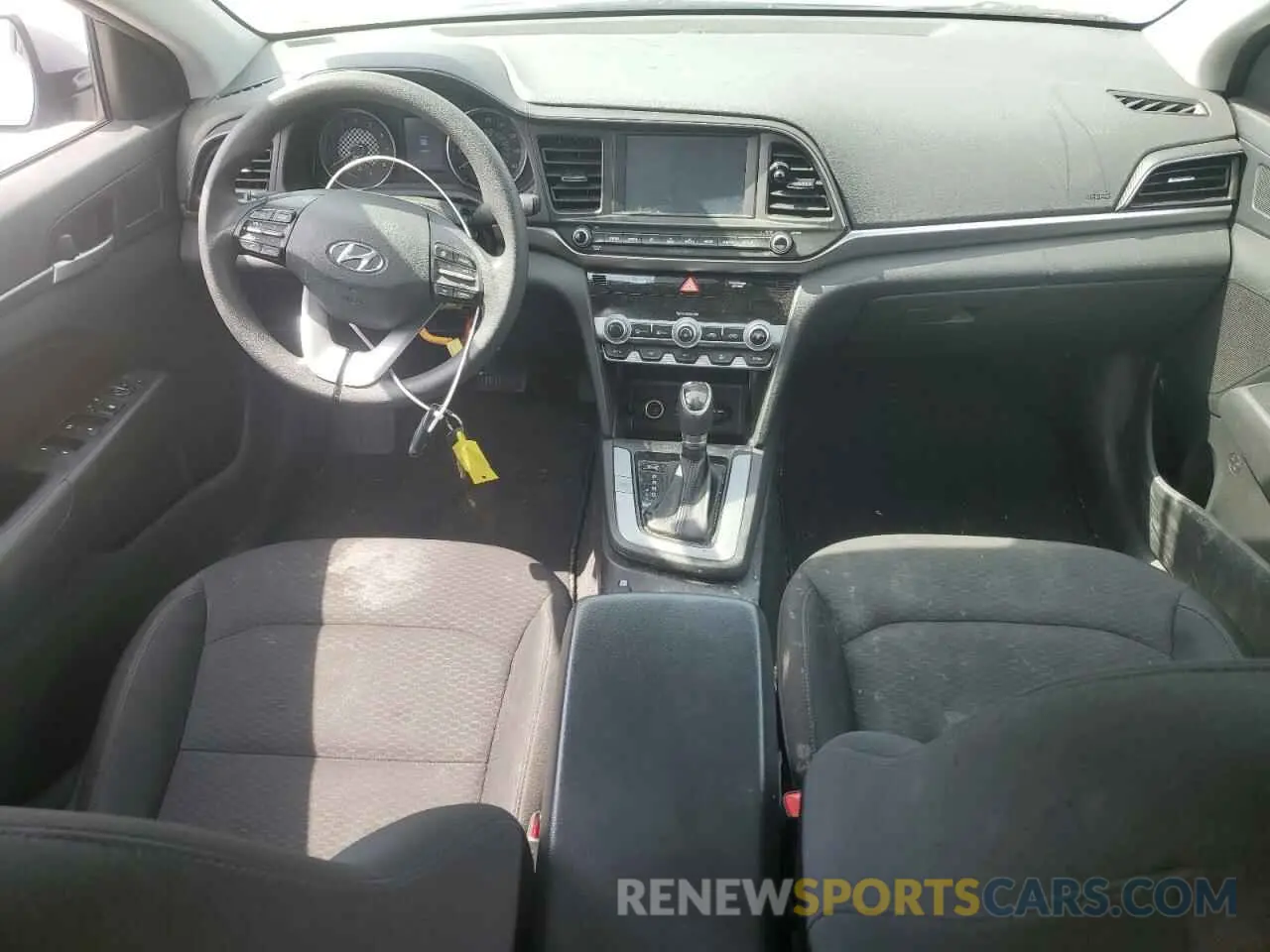 8 Photograph of a damaged car 5NPD84LF2LH570283 HYUNDAI ELANTRA 2020