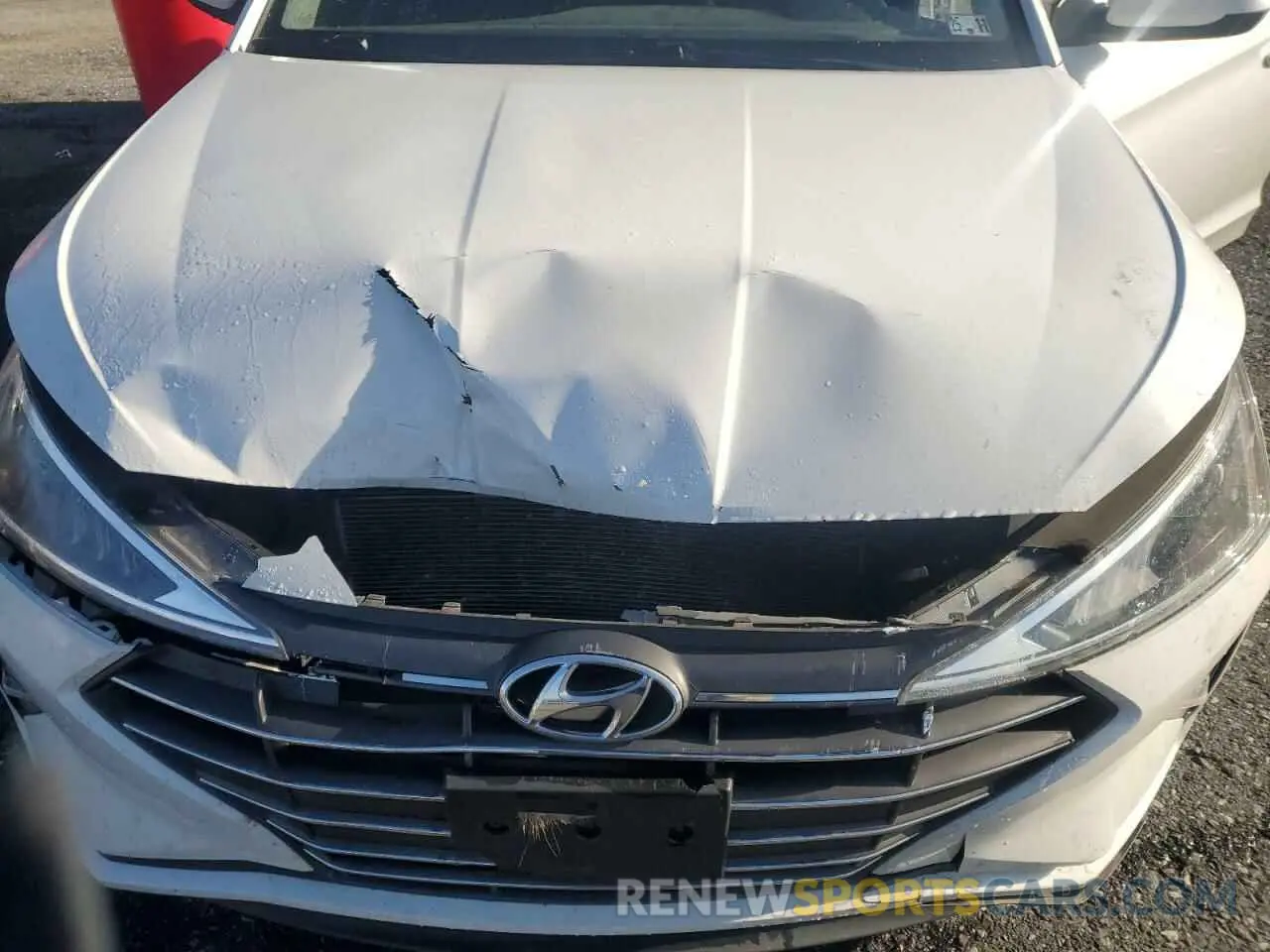 12 Photograph of a damaged car 5NPD84LF2LH570350 HYUNDAI ELANTRA 2020