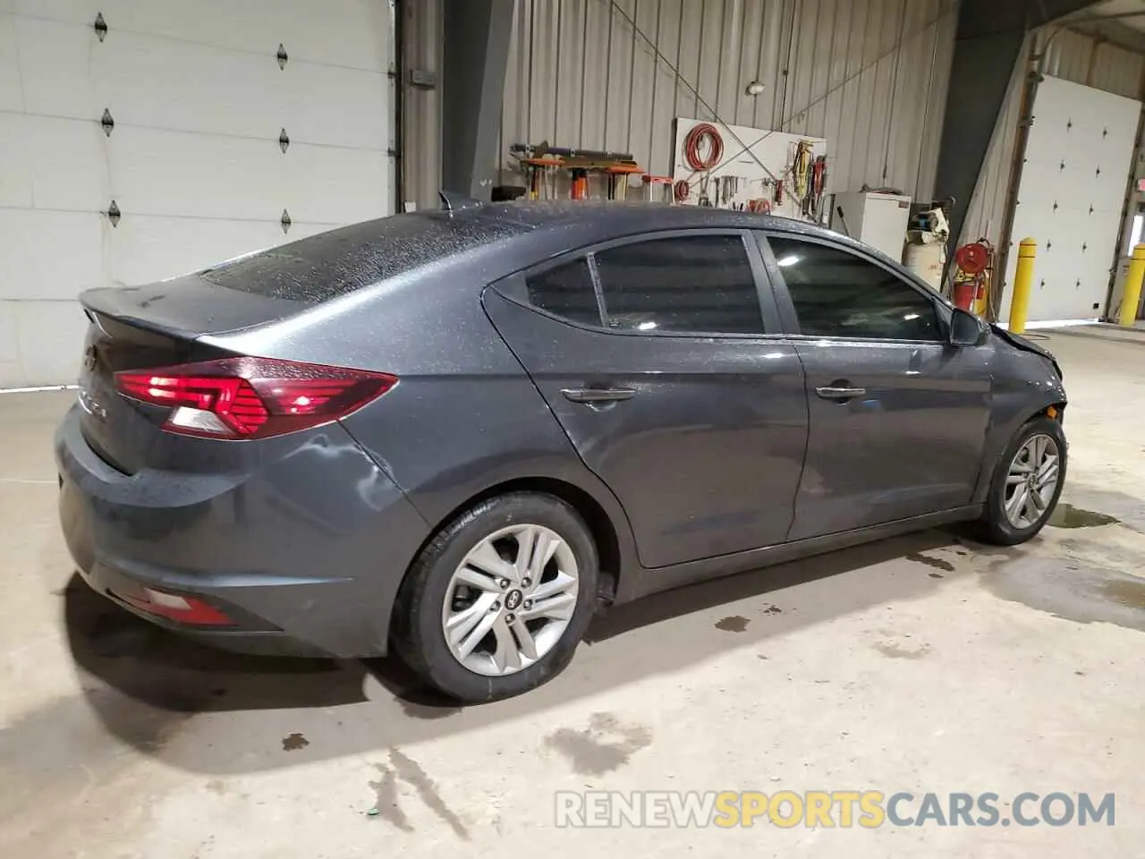 3 Photograph of a damaged car 5NPD84LF2LH571711 HYUNDAI ELANTRA 2020