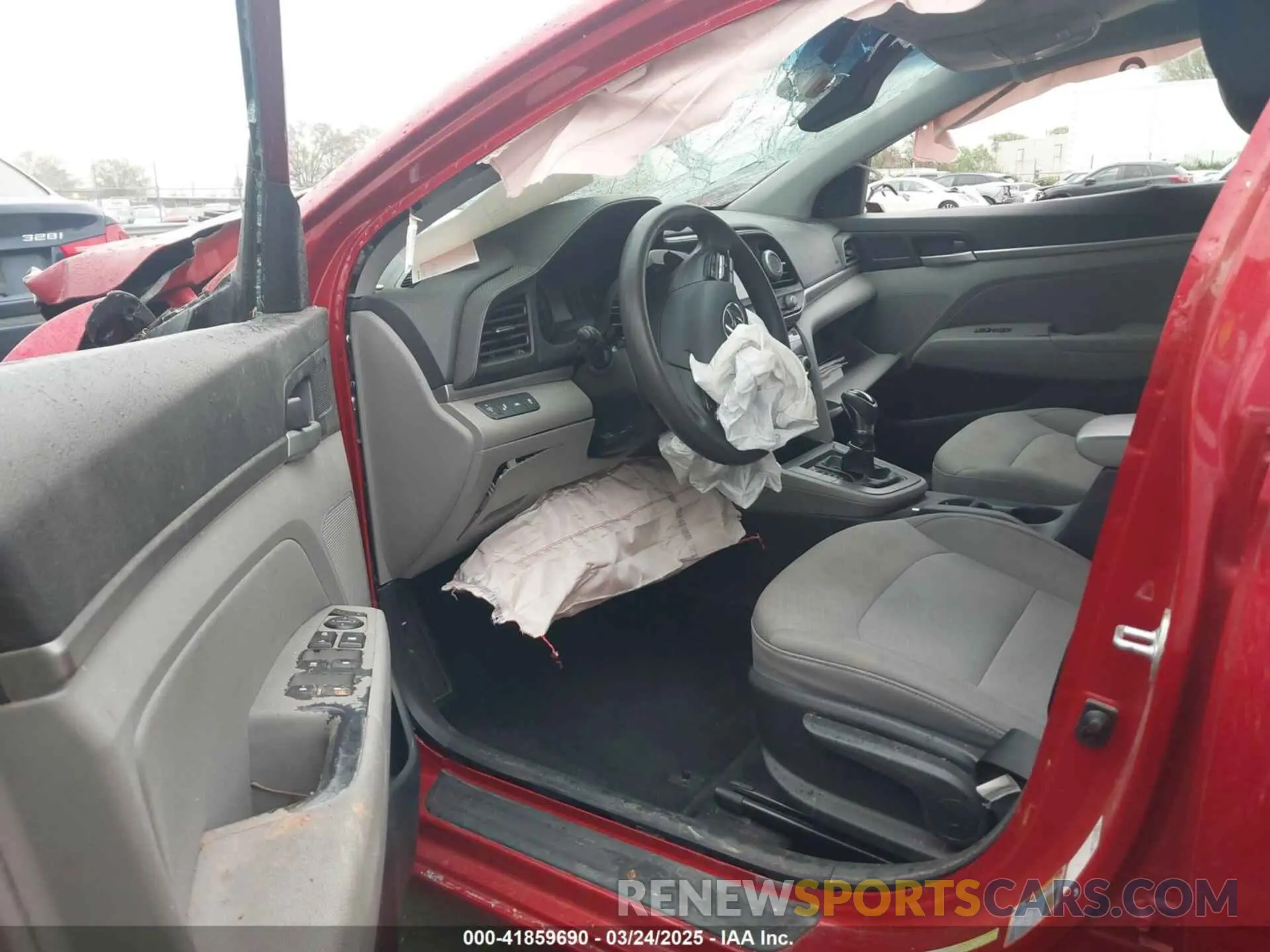 5 Photograph of a damaged car 5NPD84LF2LH582319 HYUNDAI ELANTRA 2020