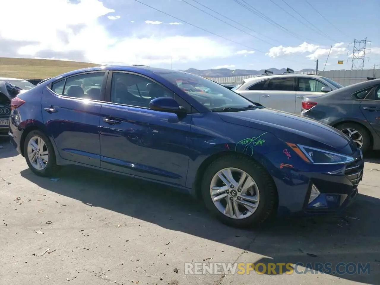 4 Photograph of a damaged car 5NPD84LF2LH595040 HYUNDAI ELANTRA 2020