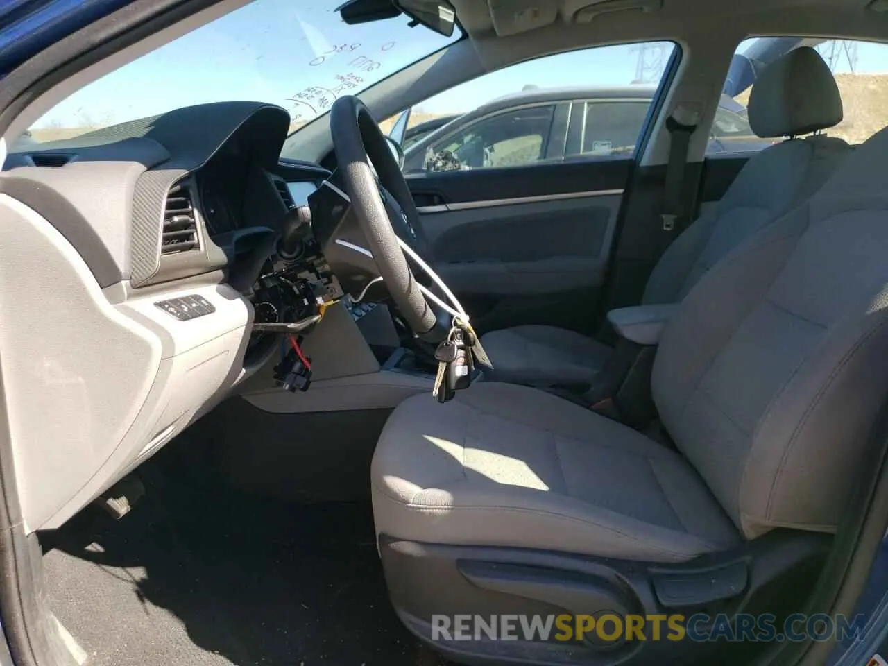 7 Photograph of a damaged car 5NPD84LF2LH595040 HYUNDAI ELANTRA 2020