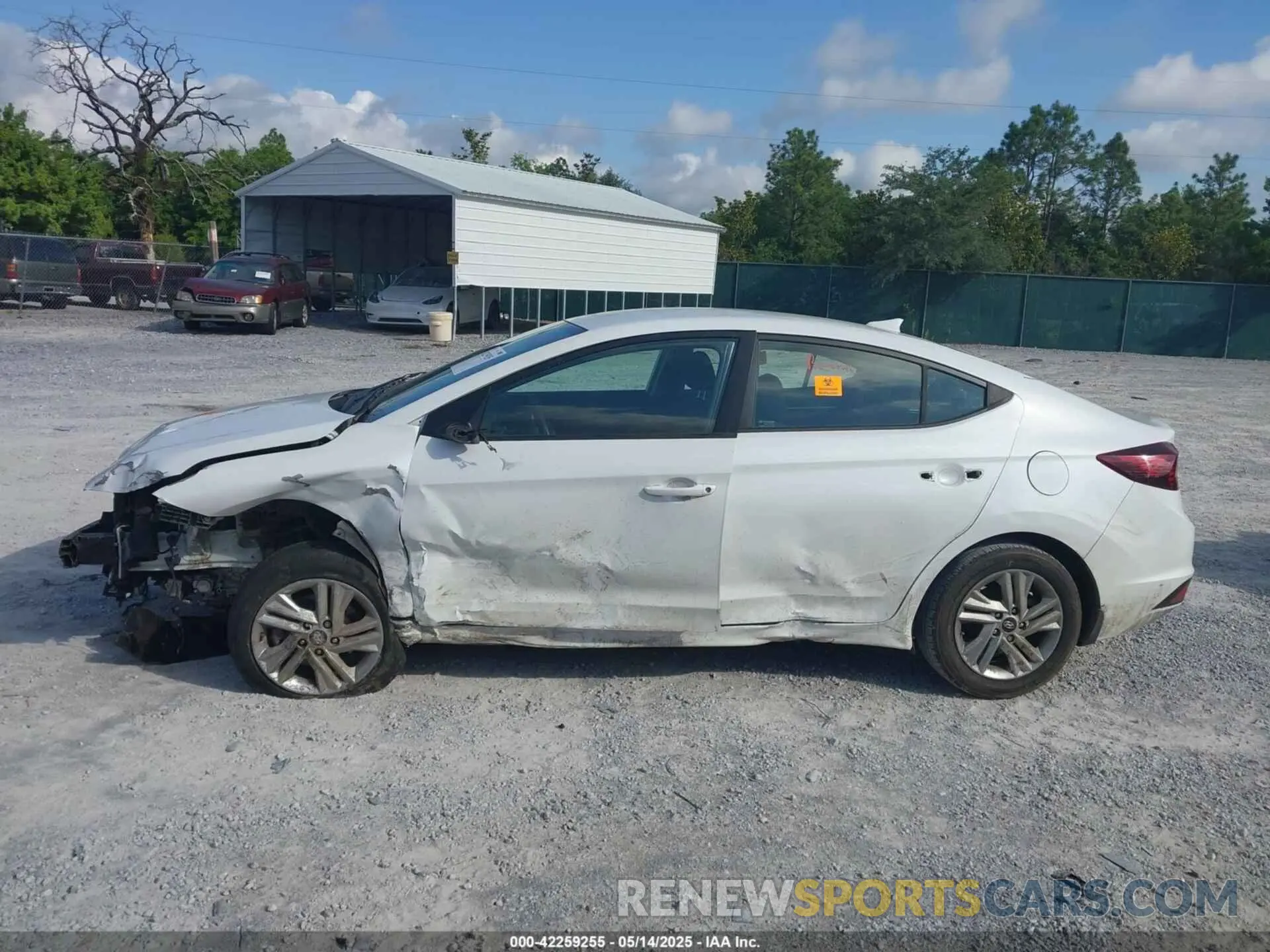 14 Photograph of a damaged car 5NPD84LF2LH597290 HYUNDAI ELANTRA 2020