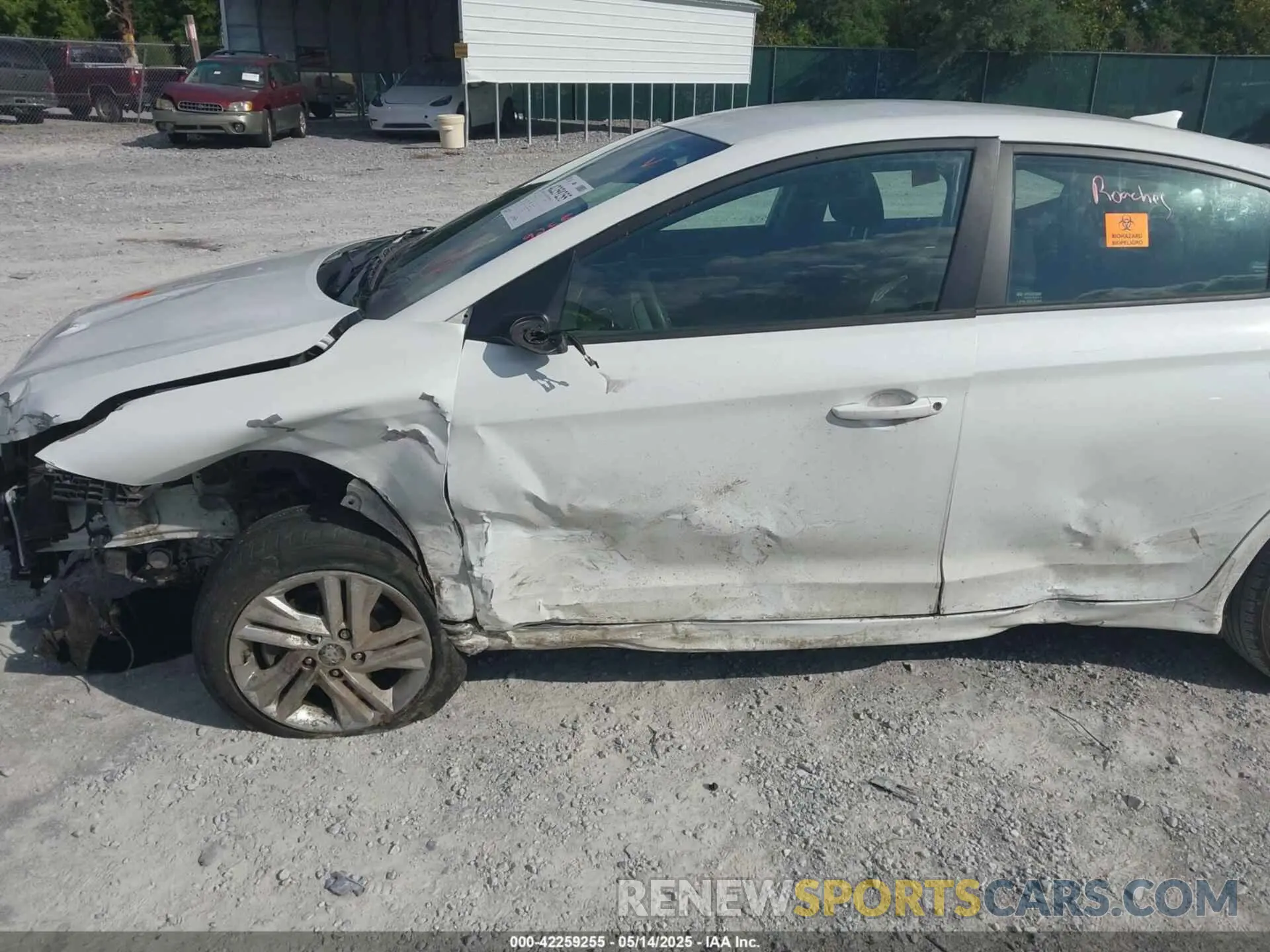 6 Photograph of a damaged car 5NPD84LF2LH597290 HYUNDAI ELANTRA 2020