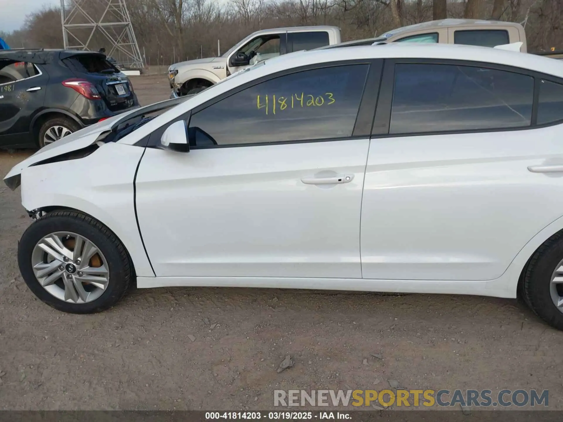 15 Photograph of a damaged car 5NPD84LF2LH601712 HYUNDAI ELANTRA 2020