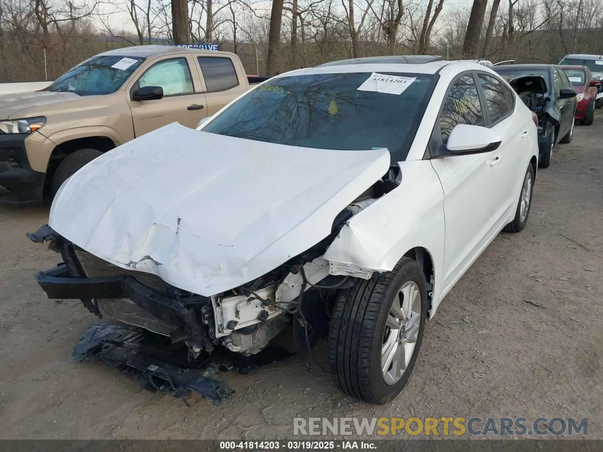 2 Photograph of a damaged car 5NPD84LF2LH601712 HYUNDAI ELANTRA 2020