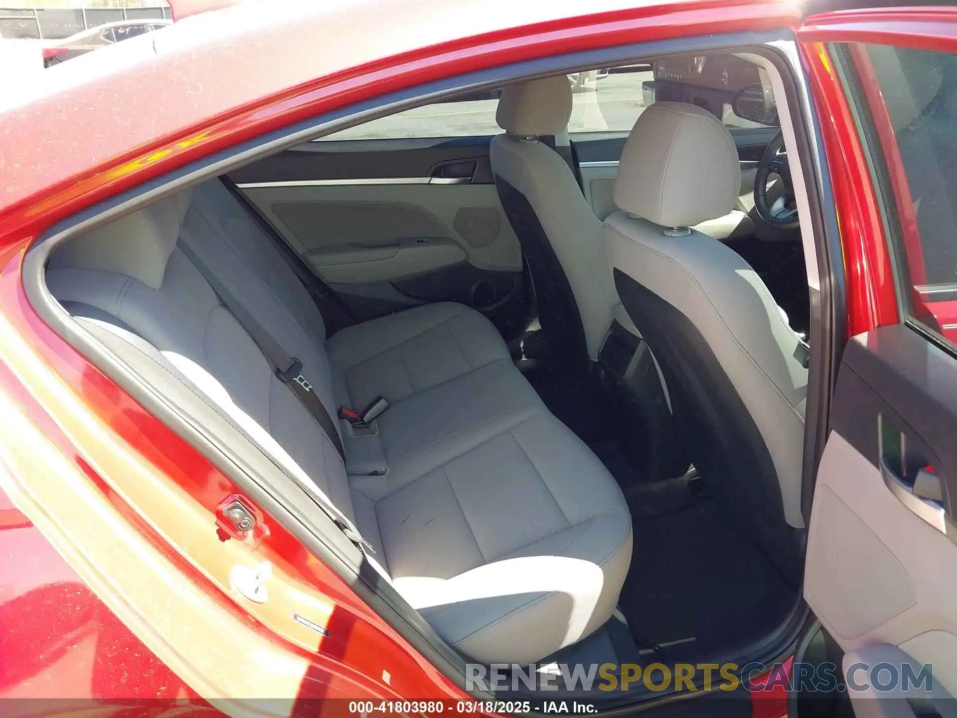 8 Photograph of a damaged car 5NPD84LF2LH614637 HYUNDAI ELANTRA 2020