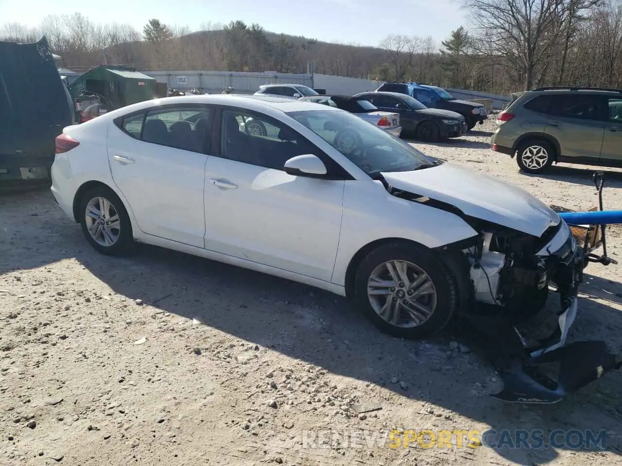 4 Photograph of a damaged car 5NPD84LF2LH618364 HYUNDAI ELANTRA 2020