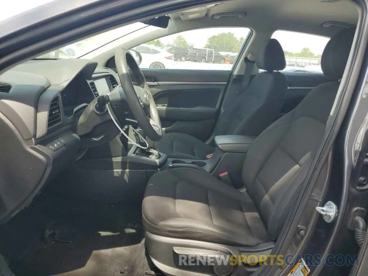 7 Photograph of a damaged car 5NPD84LF2LH622057 HYUNDAI ELANTRA 2020