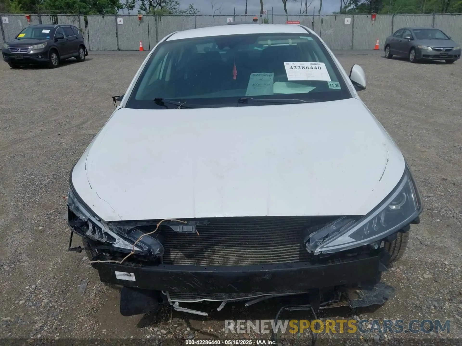 12 Photograph of a damaged car 5NPD84LF2LH628019 HYUNDAI ELANTRA 2020