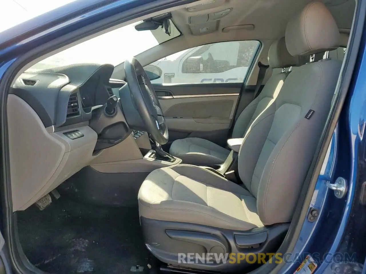 7 Photograph of a damaged car 5NPD84LF2LH631065 HYUNDAI ELANTRA 2020