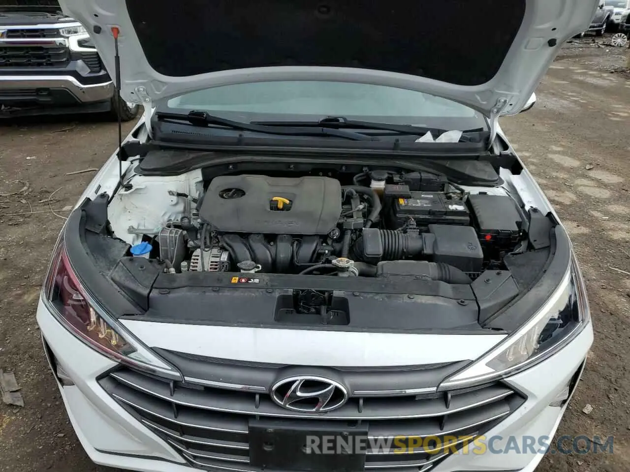 11 Photograph of a damaged car 5NPD84LF3LH503353 HYUNDAI ELANTRA 2020