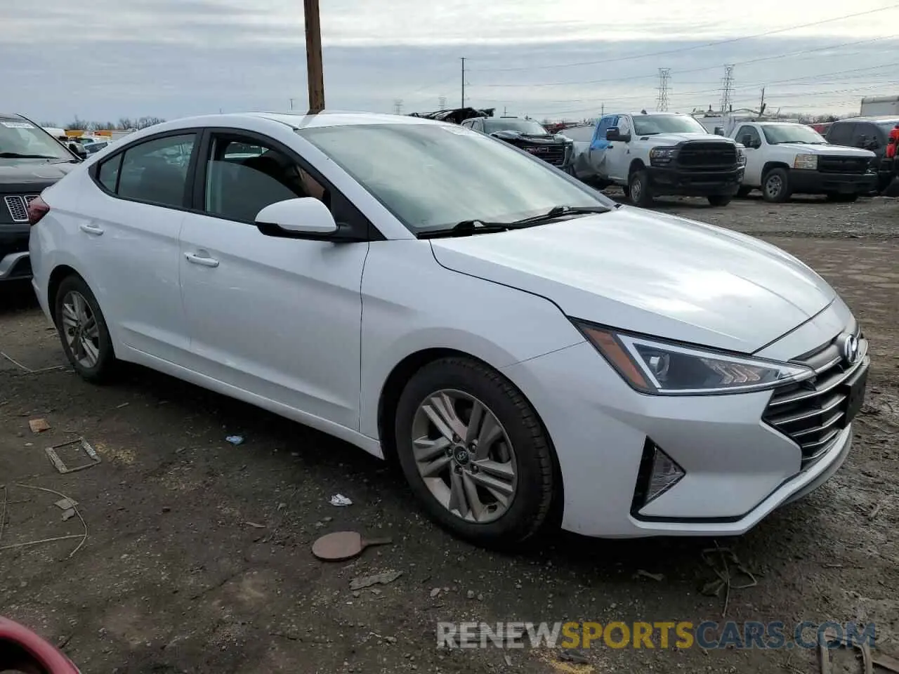 4 Photograph of a damaged car 5NPD84LF3LH503353 HYUNDAI ELANTRA 2020
