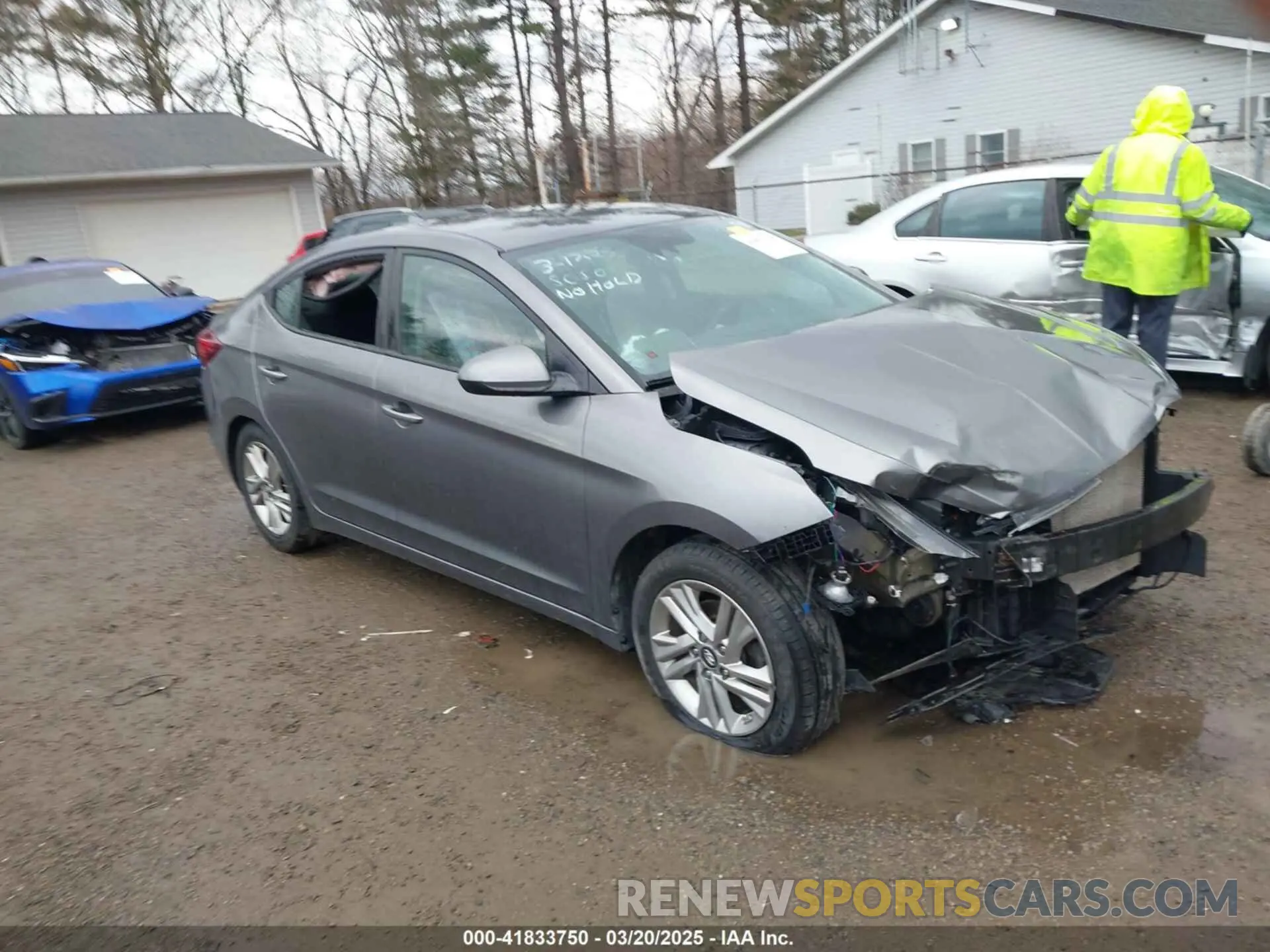 1 Photograph of a damaged car 5NPD84LF3LH527040 HYUNDAI ELANTRA 2020