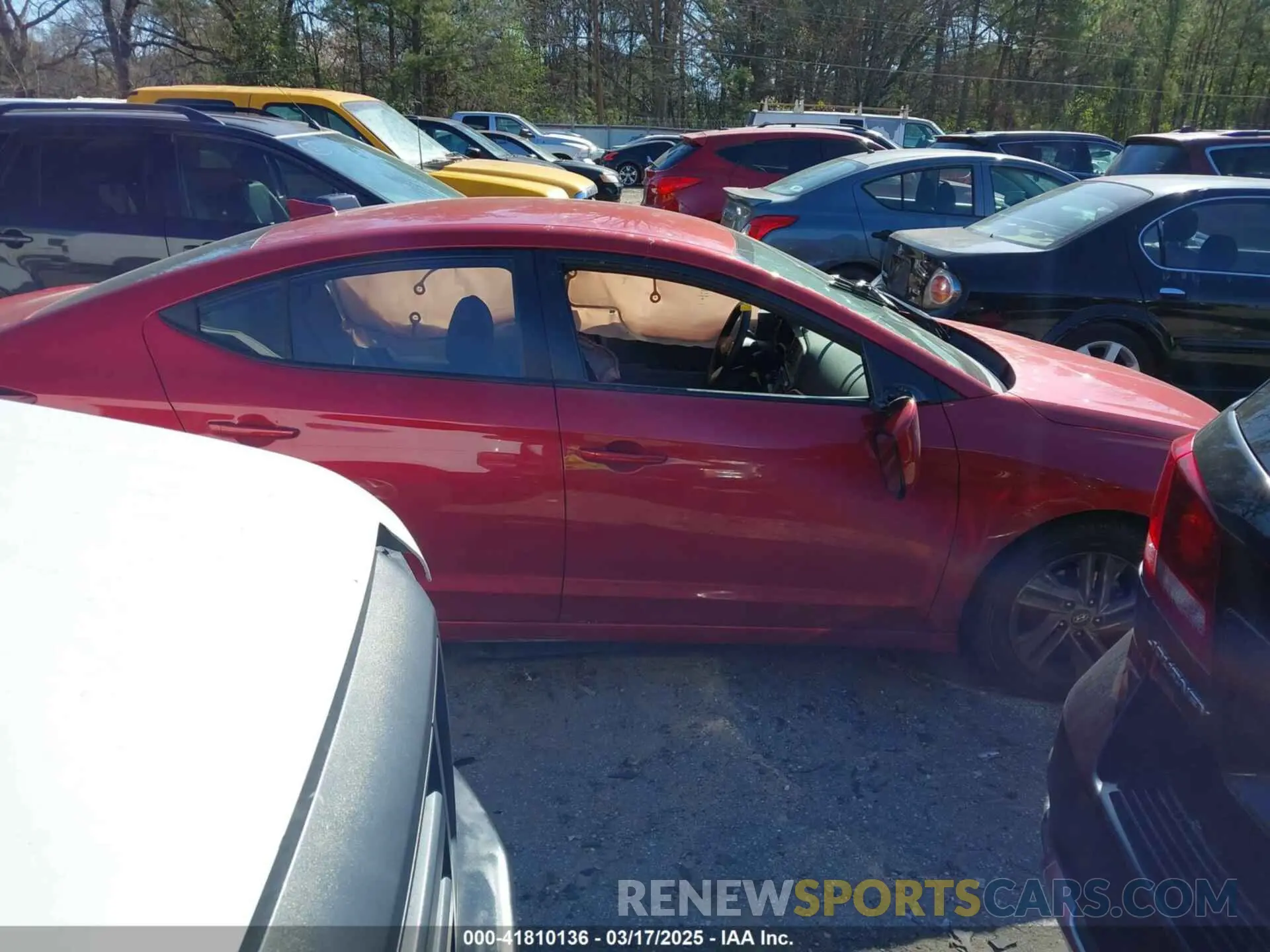12 Photograph of a damaged car 5NPD84LF3LH538619 HYUNDAI ELANTRA 2020