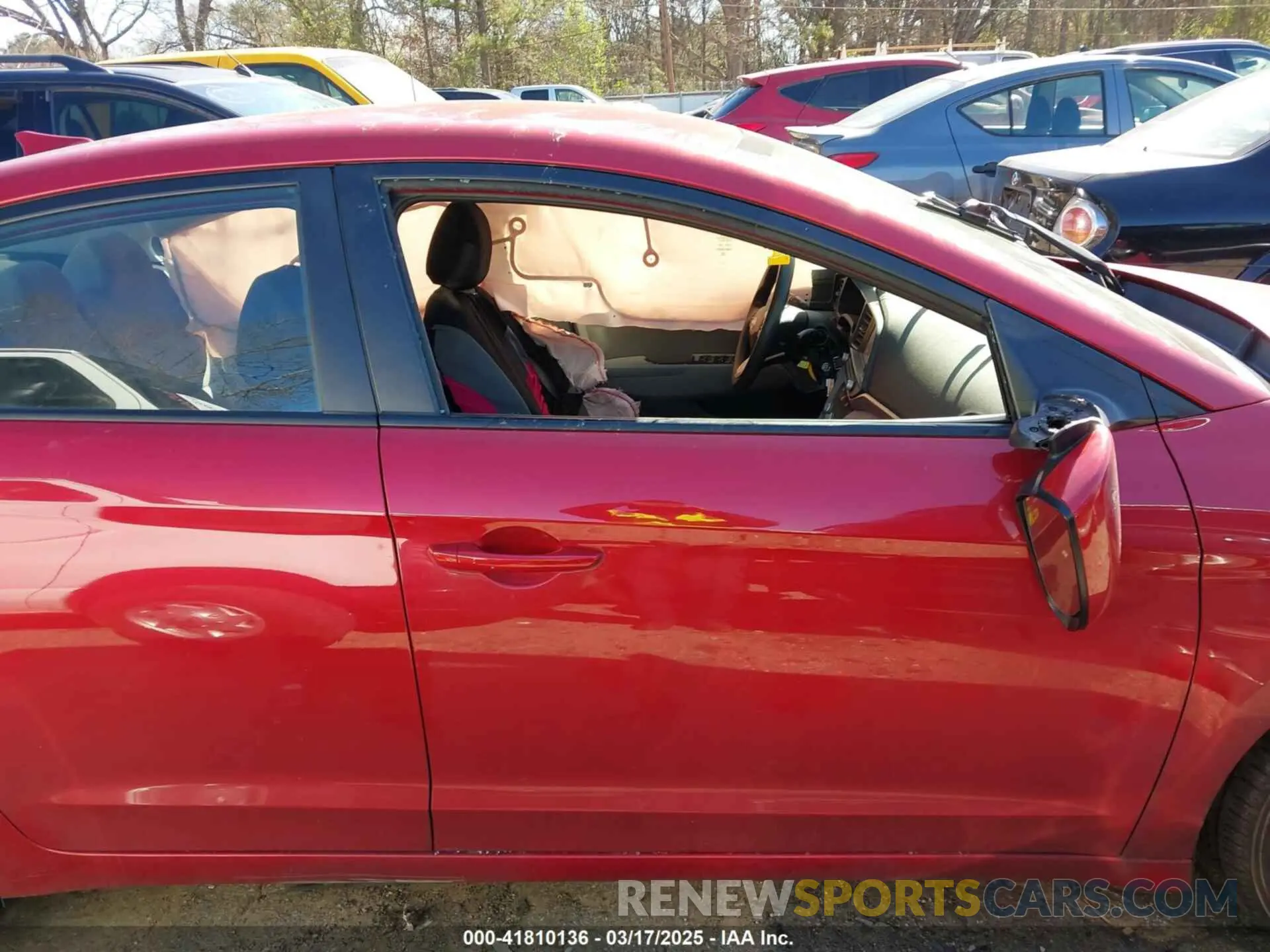 18 Photograph of a damaged car 5NPD84LF3LH538619 HYUNDAI ELANTRA 2020