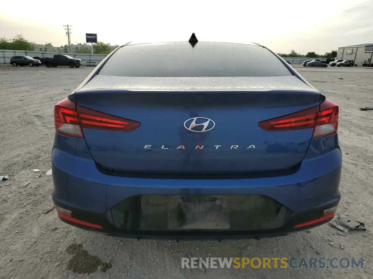 6 Photograph of a damaged car 5NPD84LF3LH583205 HYUNDAI ELANTRA 2020