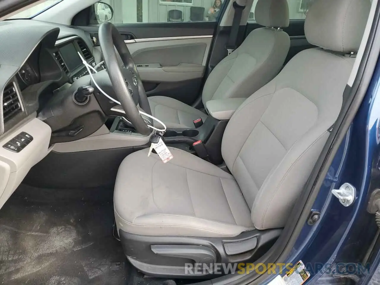 7 Photograph of a damaged car 5NPD84LF3LH583205 HYUNDAI ELANTRA 2020