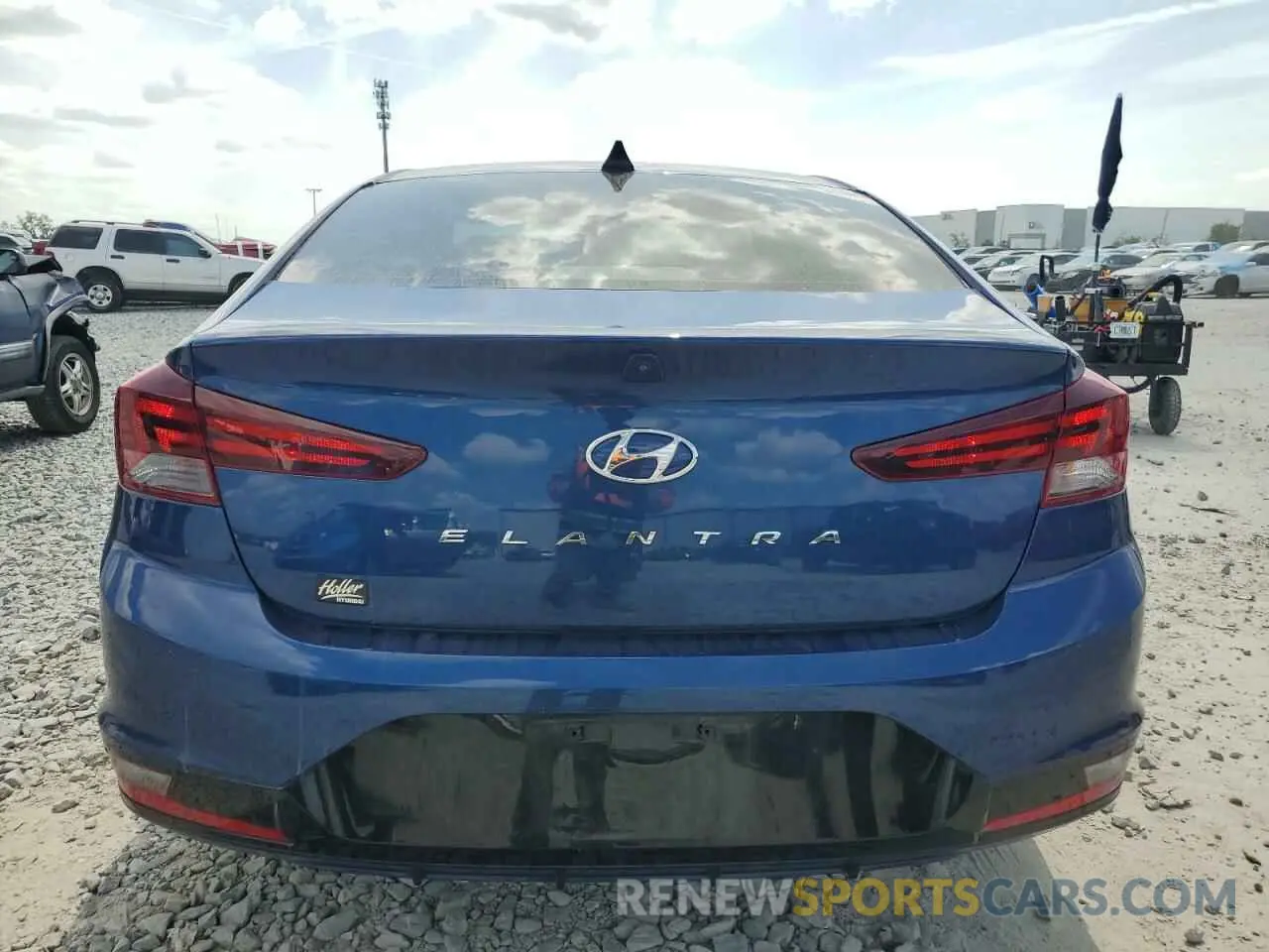 6 Photograph of a damaged car 5NPD84LF3LH595953 HYUNDAI ELANTRA 2020