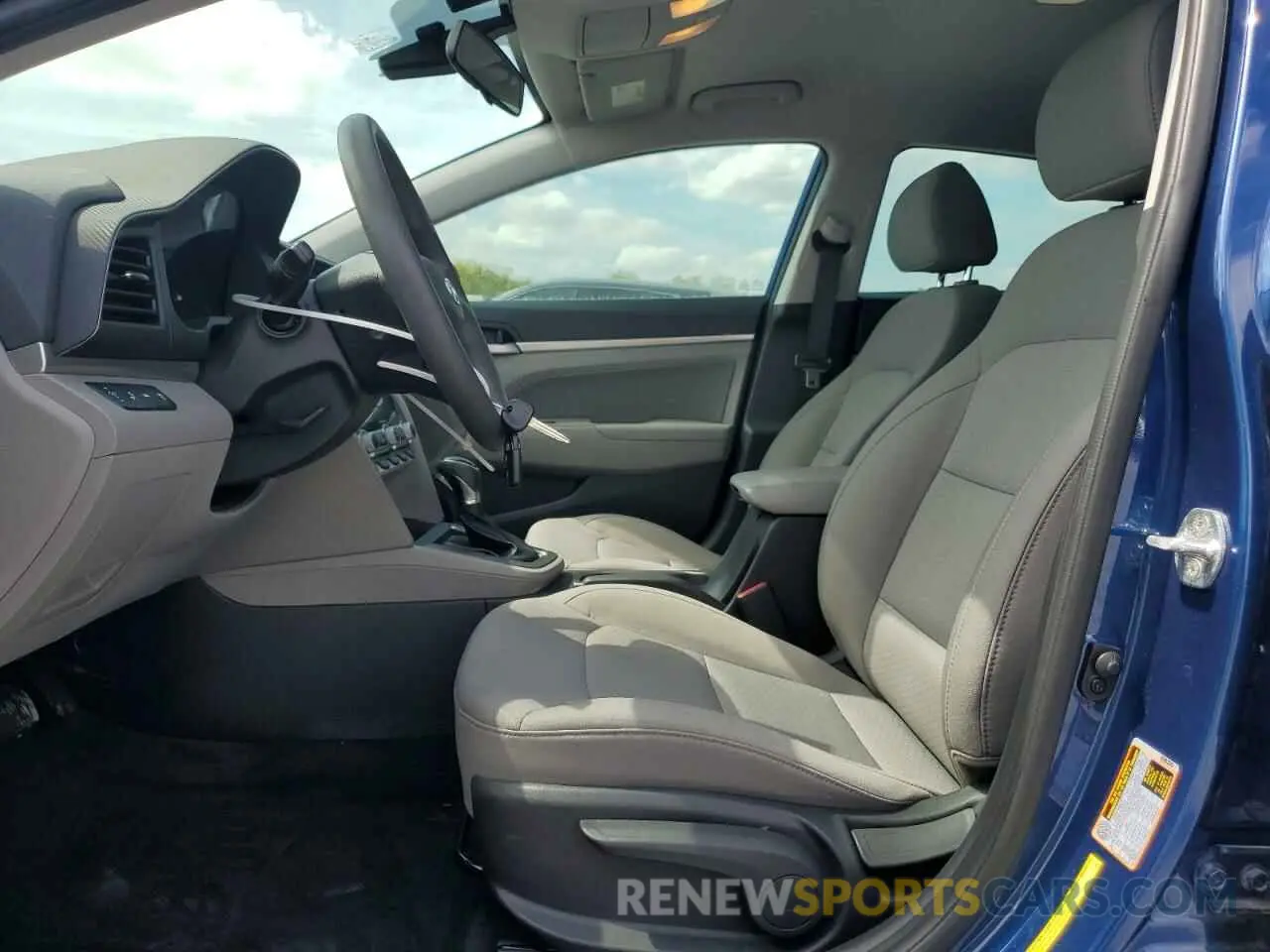 7 Photograph of a damaged car 5NPD84LF3LH595953 HYUNDAI ELANTRA 2020