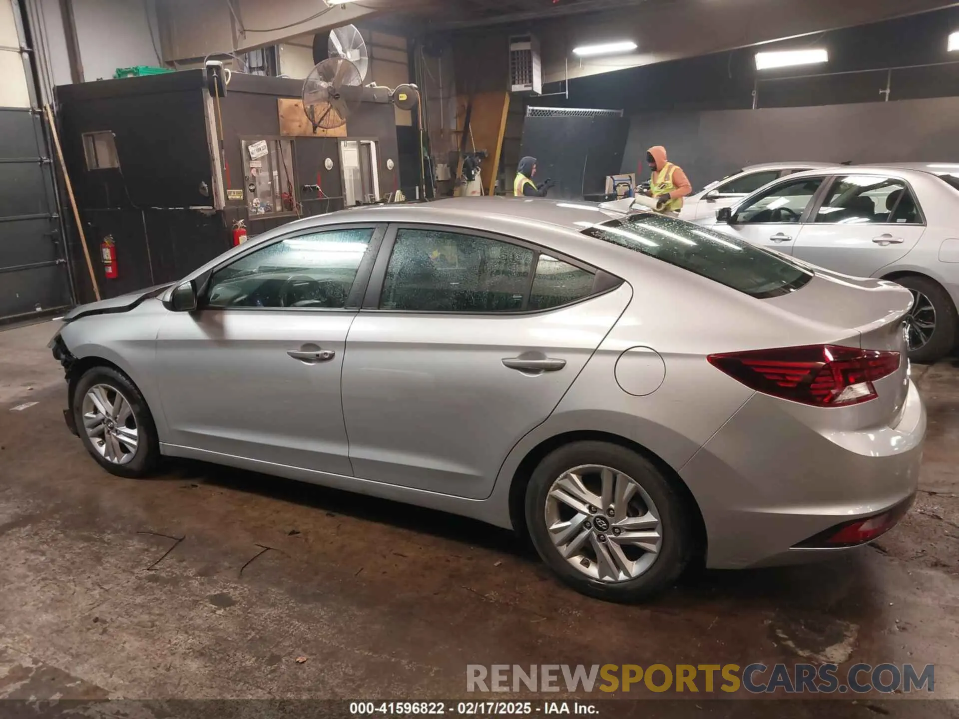 14 Photograph of a damaged car 5NPD84LF3LH600987 HYUNDAI ELANTRA 2020