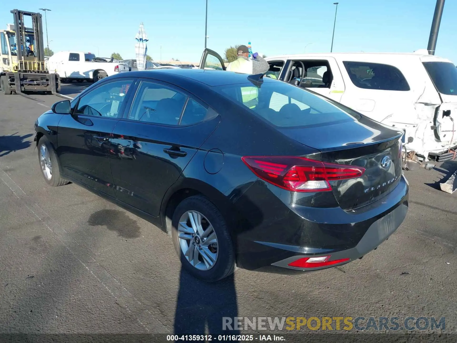 3 Photograph of a damaged car 5NPD84LF3LH606286 HYUNDAI ELANTRA 2020