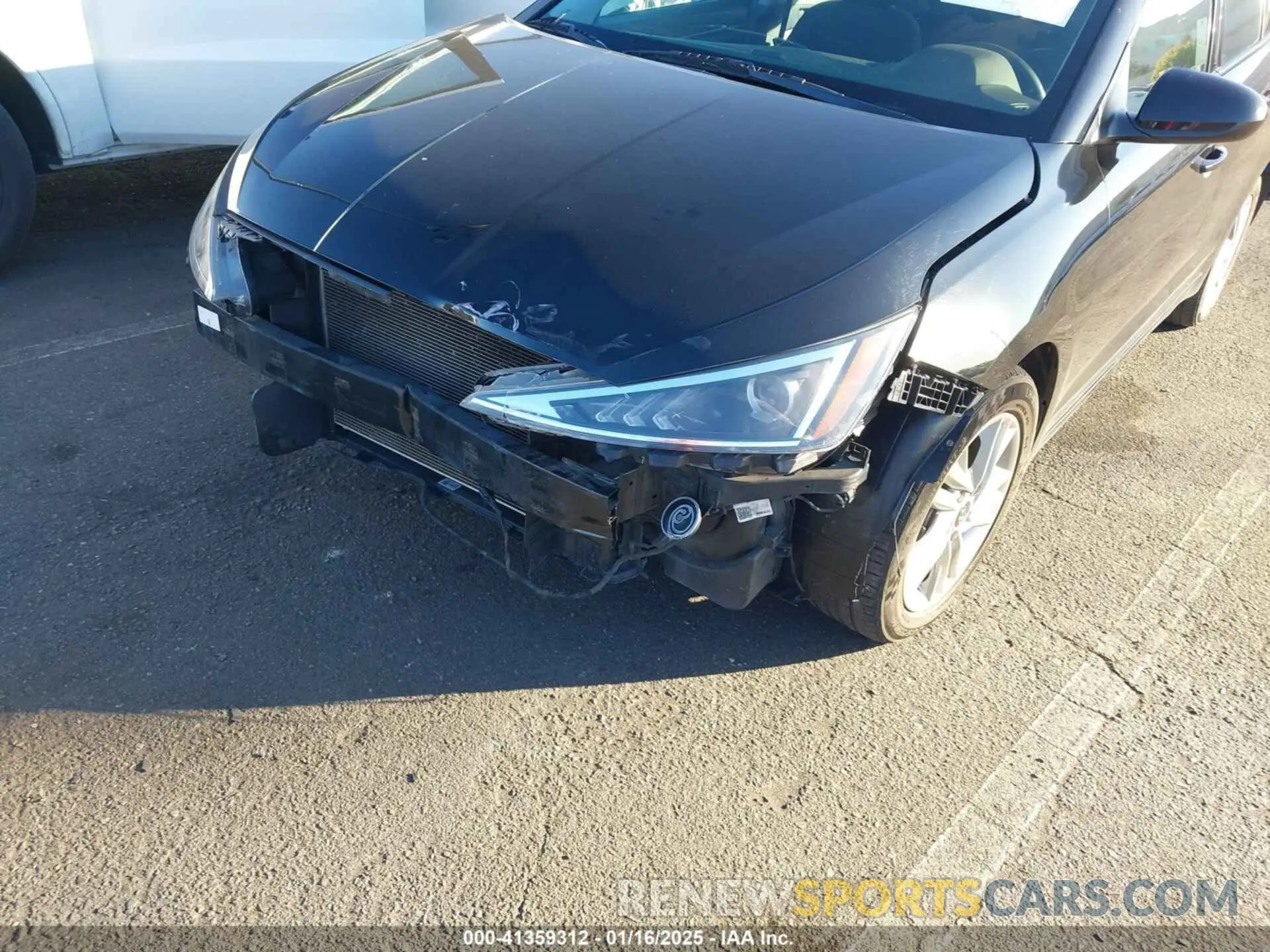 6 Photograph of a damaged car 5NPD84LF3LH606286 HYUNDAI ELANTRA 2020