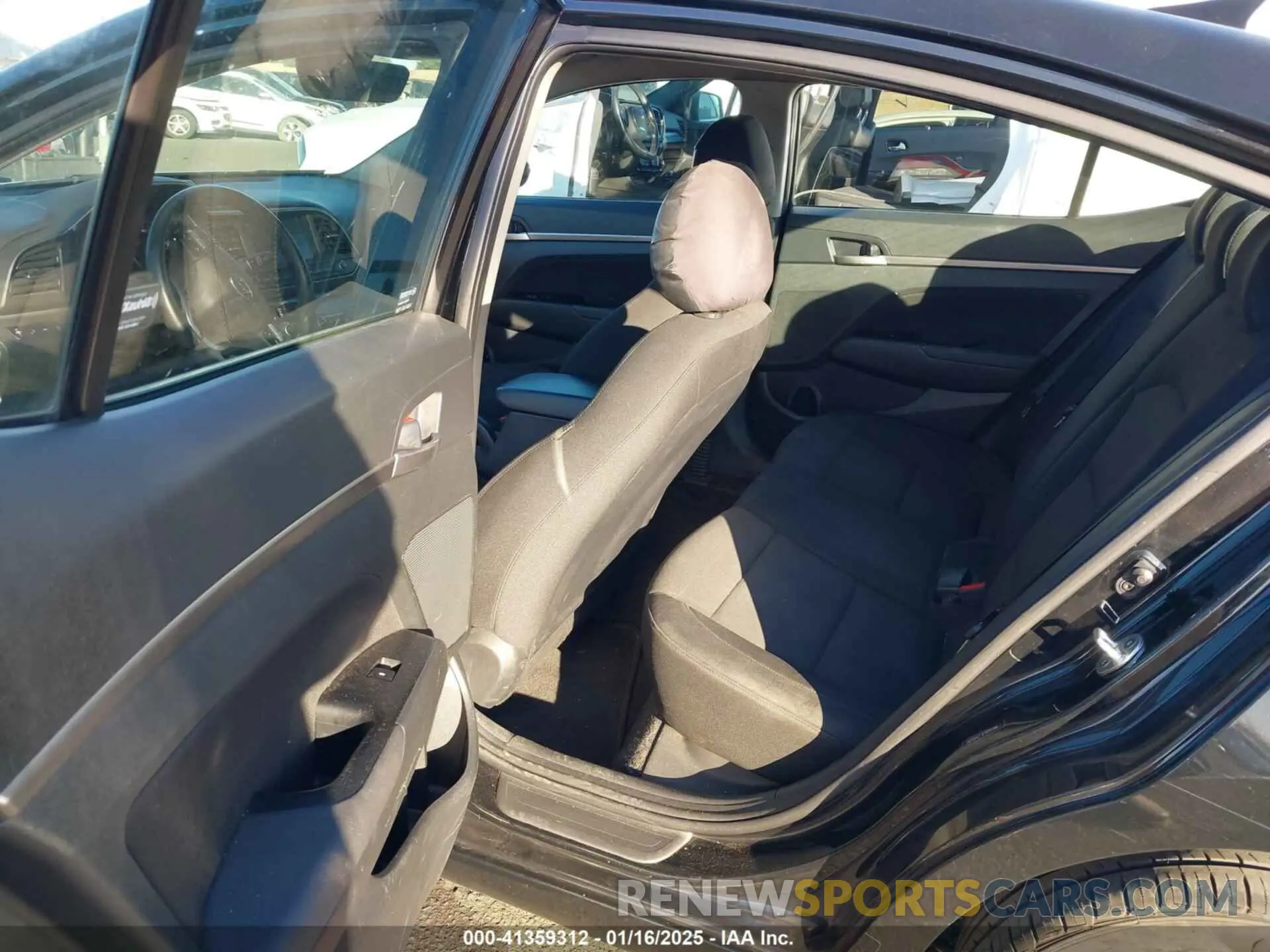 8 Photograph of a damaged car 5NPD84LF3LH606286 HYUNDAI ELANTRA 2020
