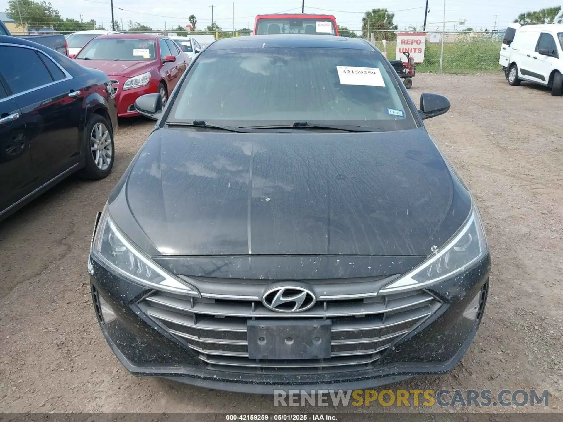 12 Photograph of a damaged car 5NPD84LF3LH606921 HYUNDAI ELANTRA 2020