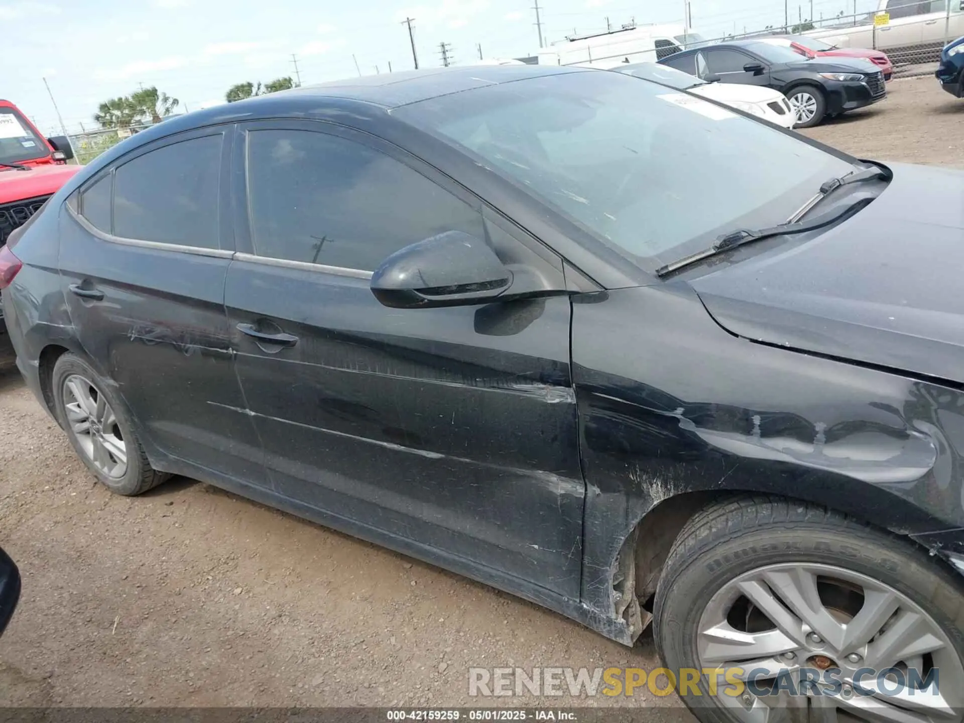 13 Photograph of a damaged car 5NPD84LF3LH606921 HYUNDAI ELANTRA 2020