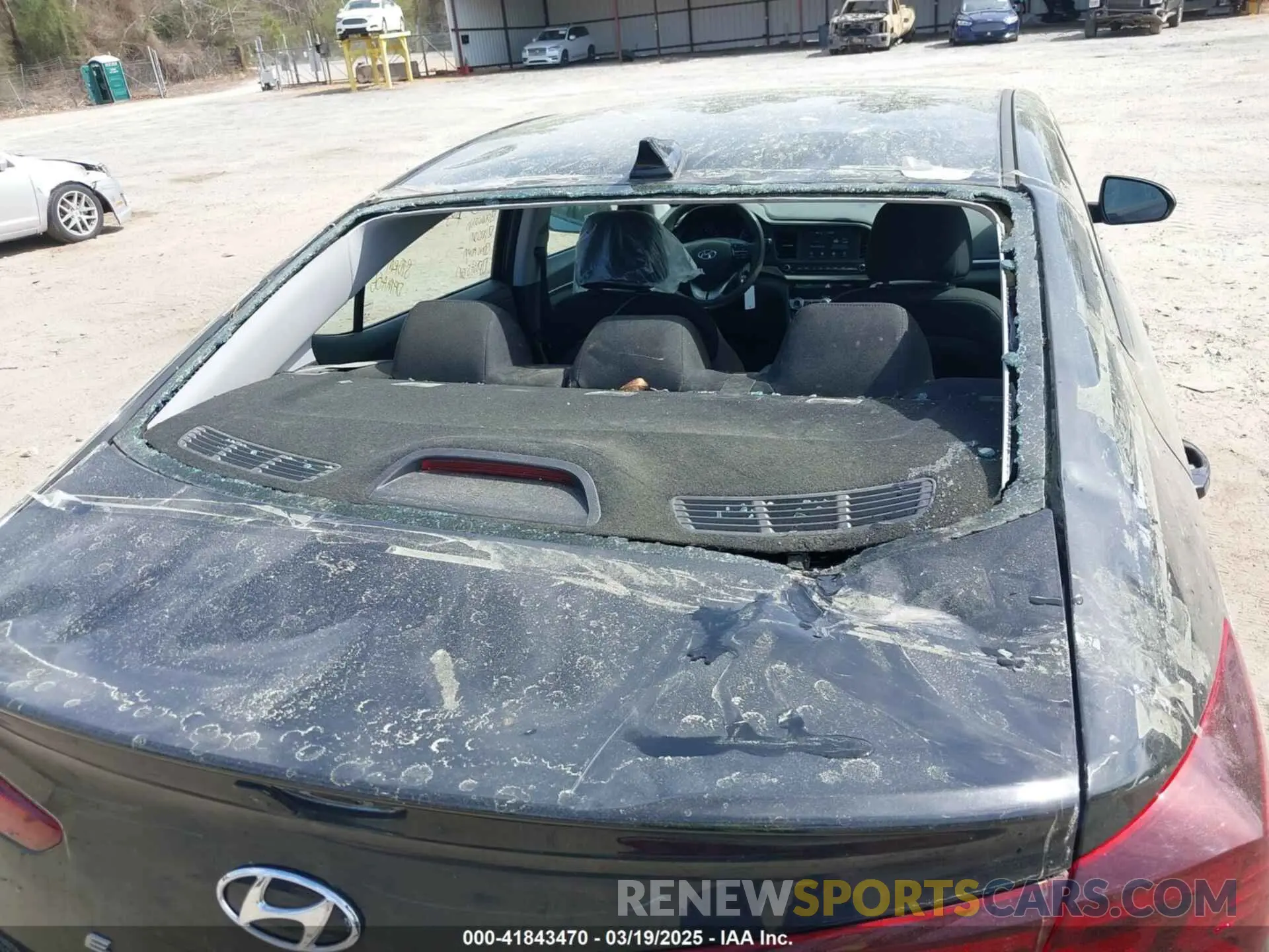 6 Photograph of a damaged car 5NPD84LF3LH620141 HYUNDAI ELANTRA 2020