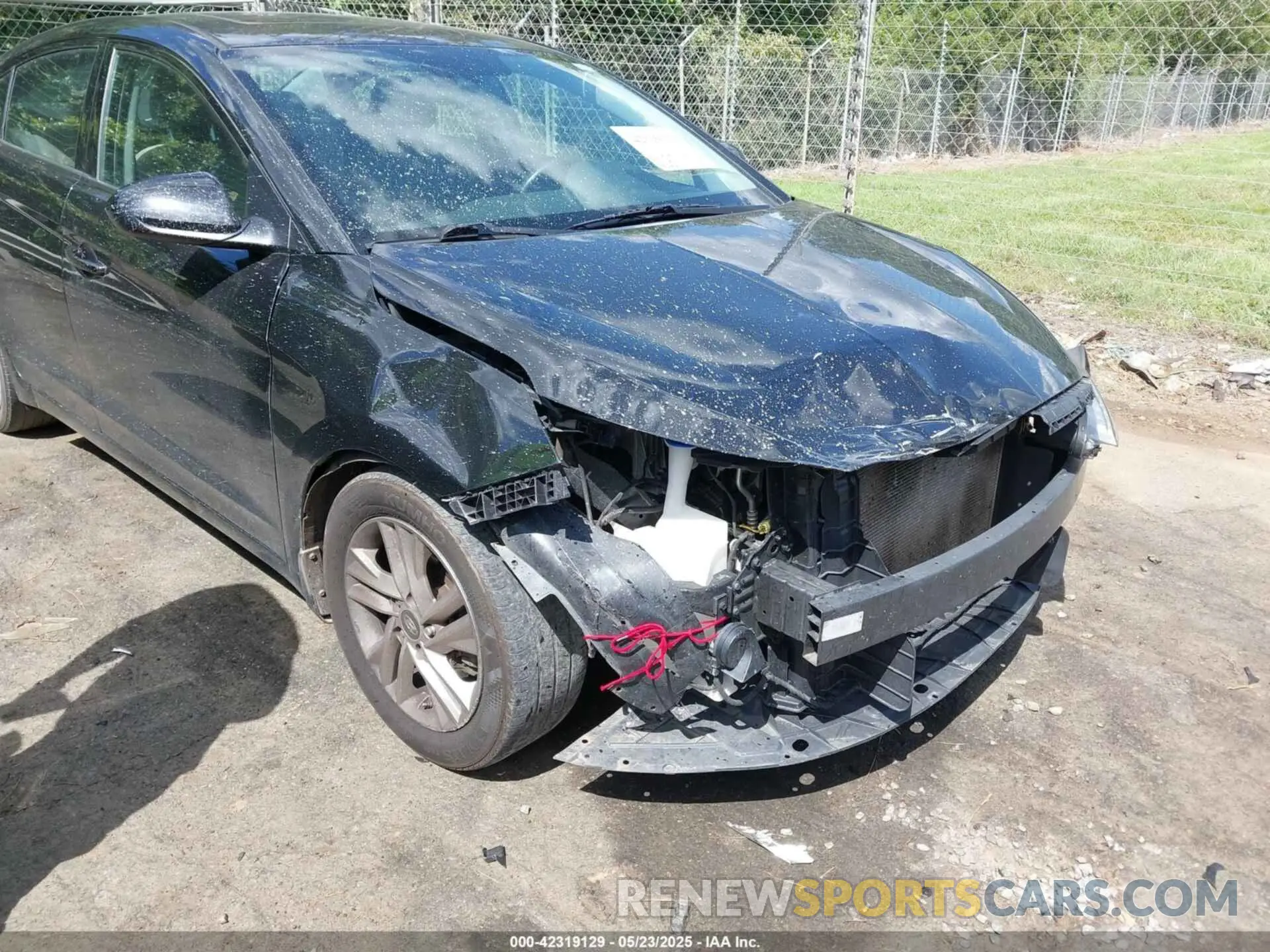 17 Photograph of a damaged car 5NPD84LF3LH625761 HYUNDAI ELANTRA 2020