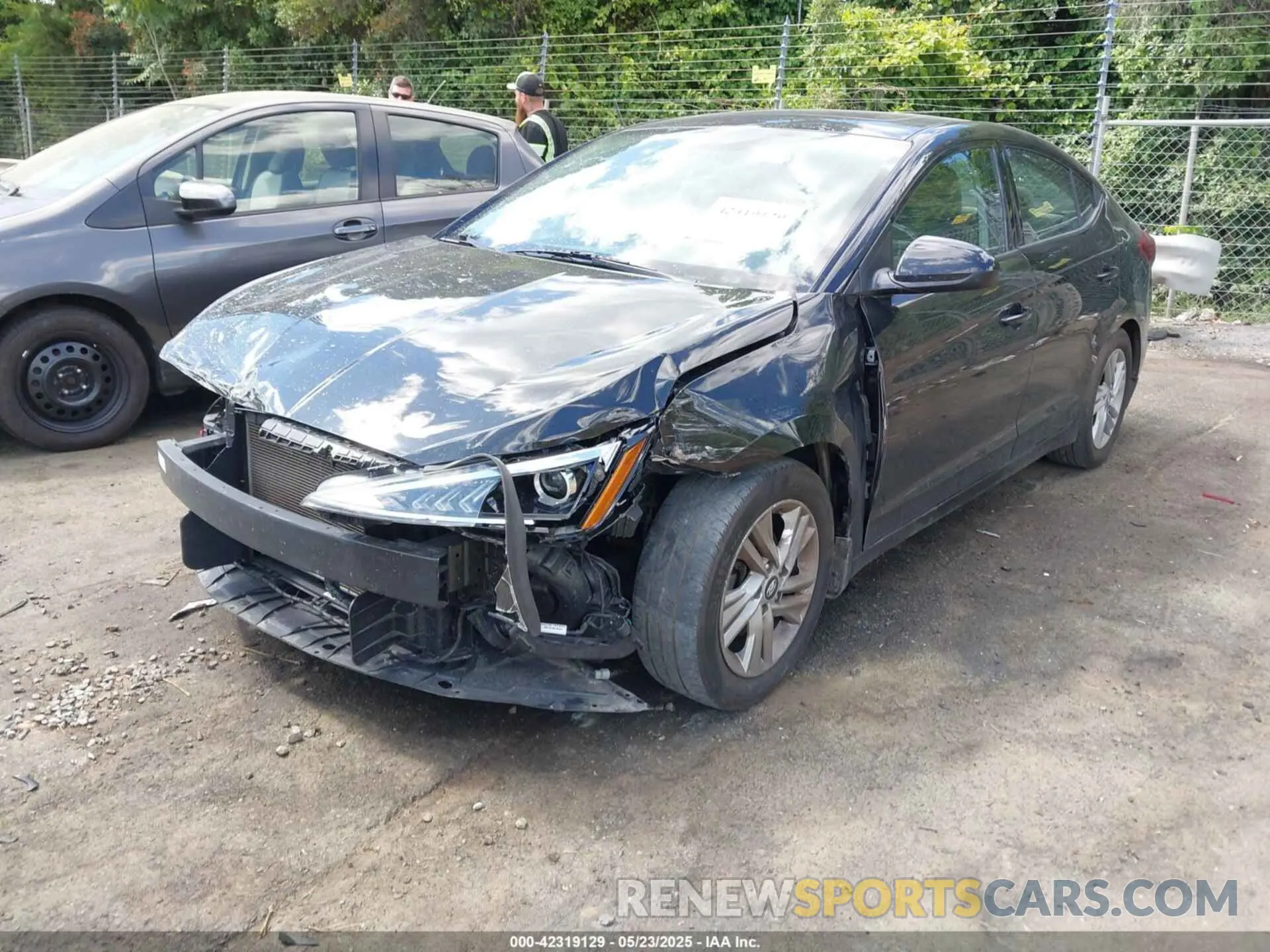 2 Photograph of a damaged car 5NPD84LF3LH625761 HYUNDAI ELANTRA 2020