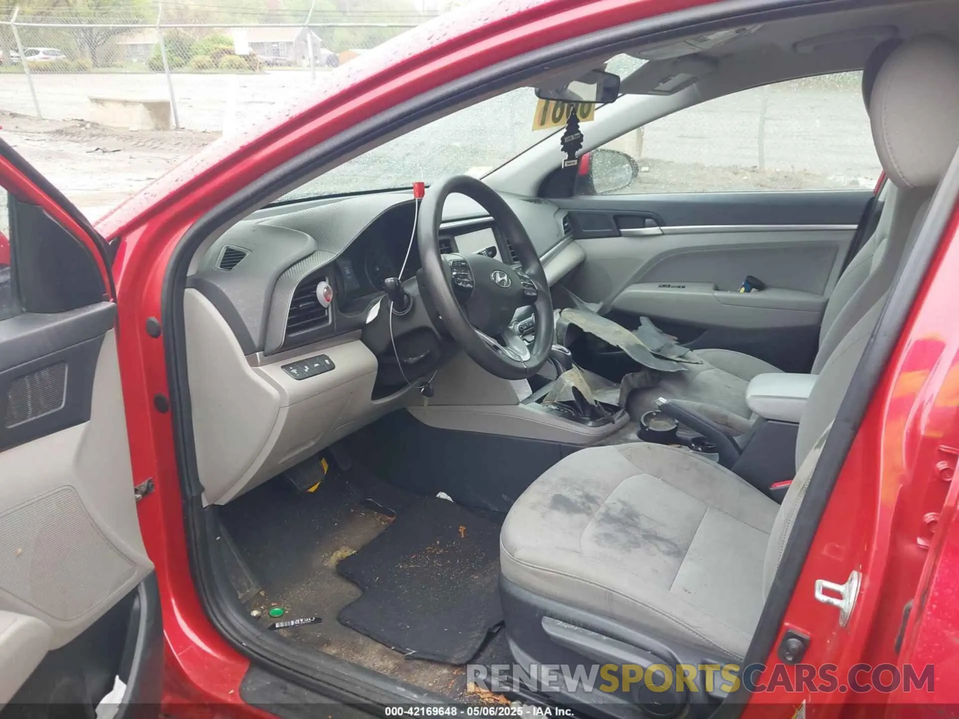 5 Photograph of a damaged car 5NPD84LF3LH626392 HYUNDAI ELANTRA 2020