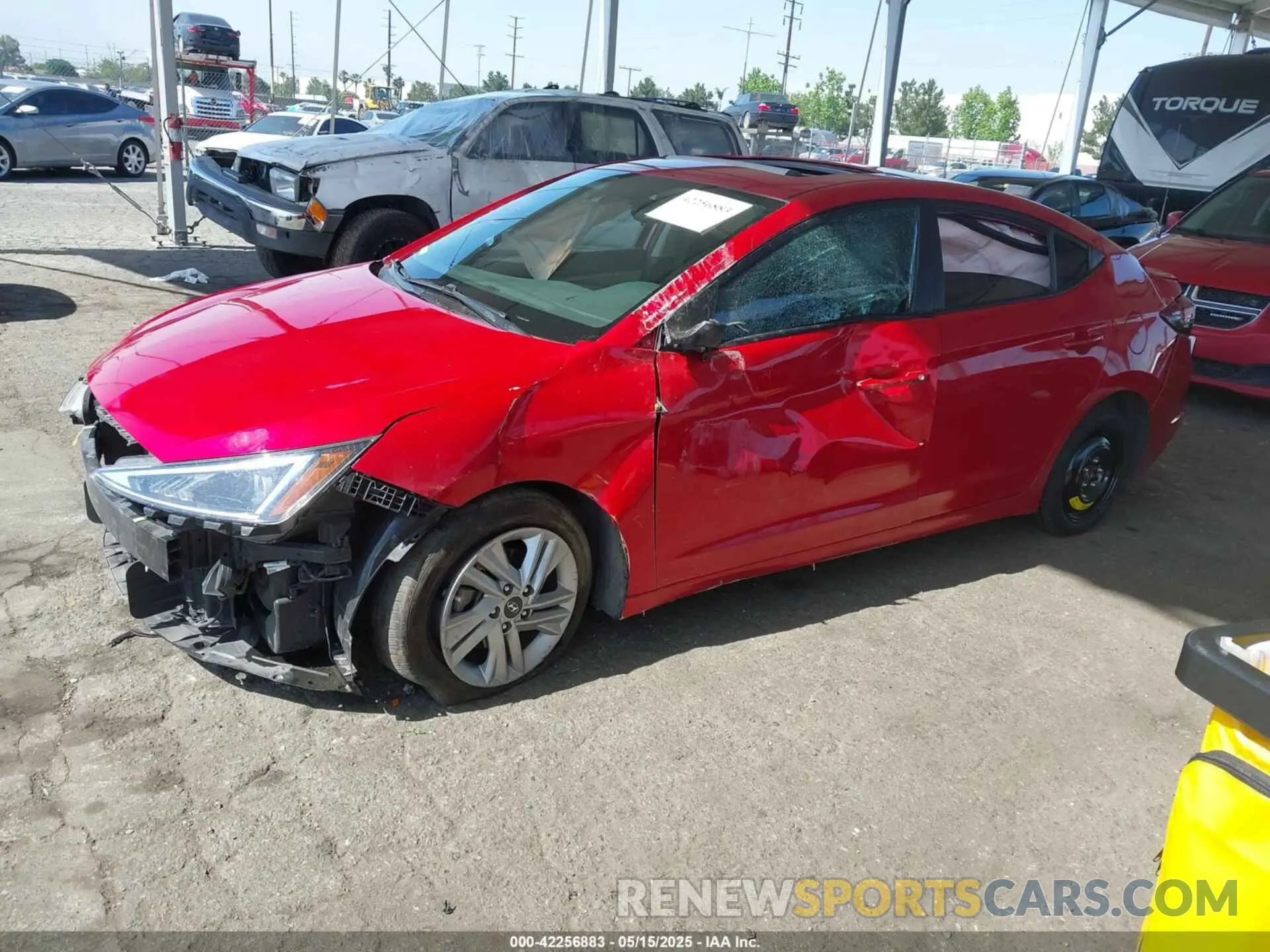 2 Photograph of a damaged car 5NPD84LF3LH631009 HYUNDAI ELANTRA 2020