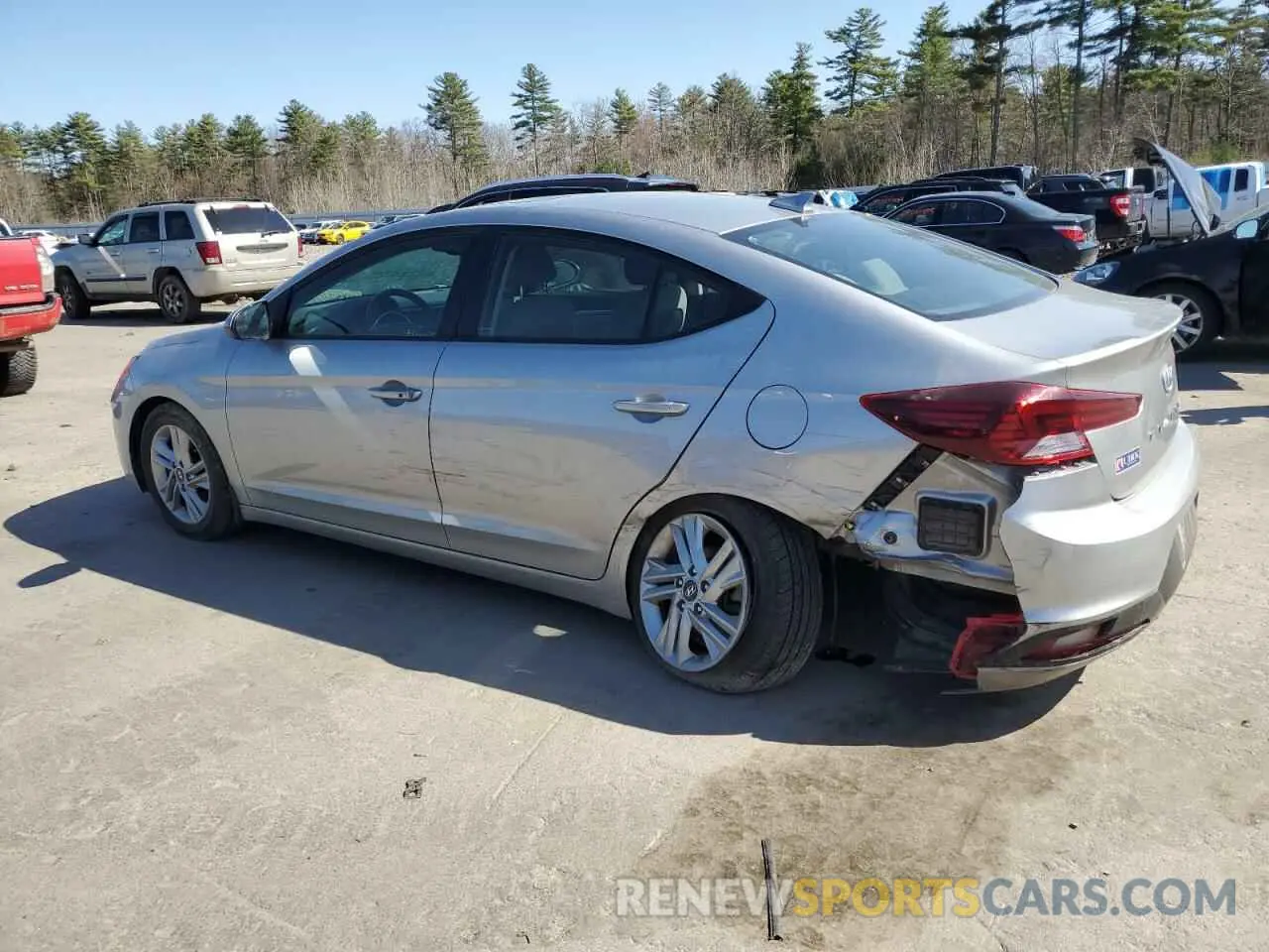 2 Photograph of a damaged car 5NPD84LF3LH631186 HYUNDAI ELANTRA 2020