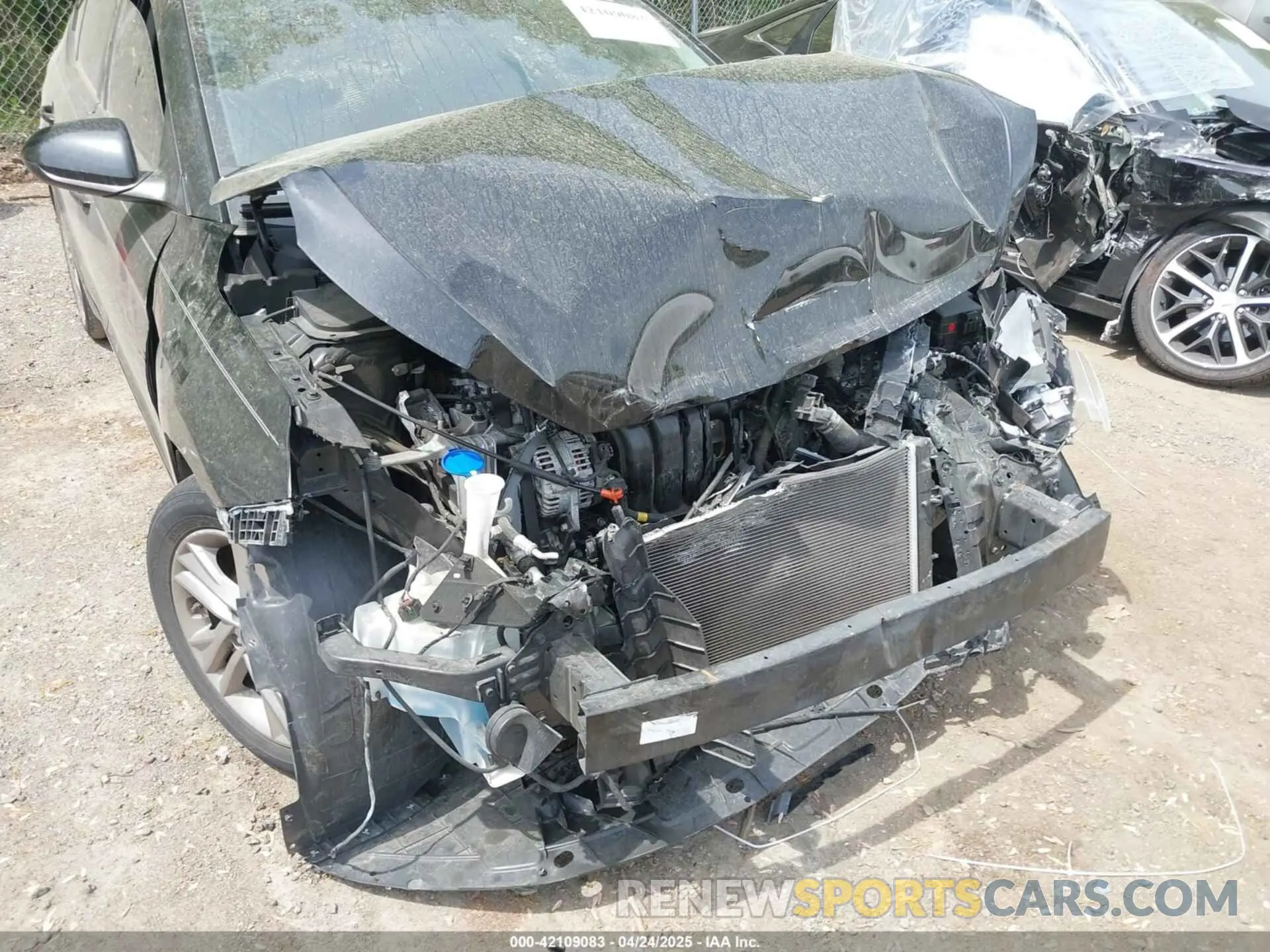 6 Photograph of a damaged car 5NPD84LF4LH500204 HYUNDAI ELANTRA 2020