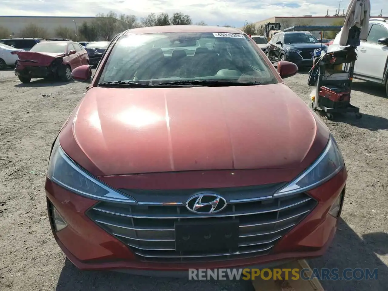 5 Photograph of a damaged car 5NPD84LF4LH515804 HYUNDAI ELANTRA 2020