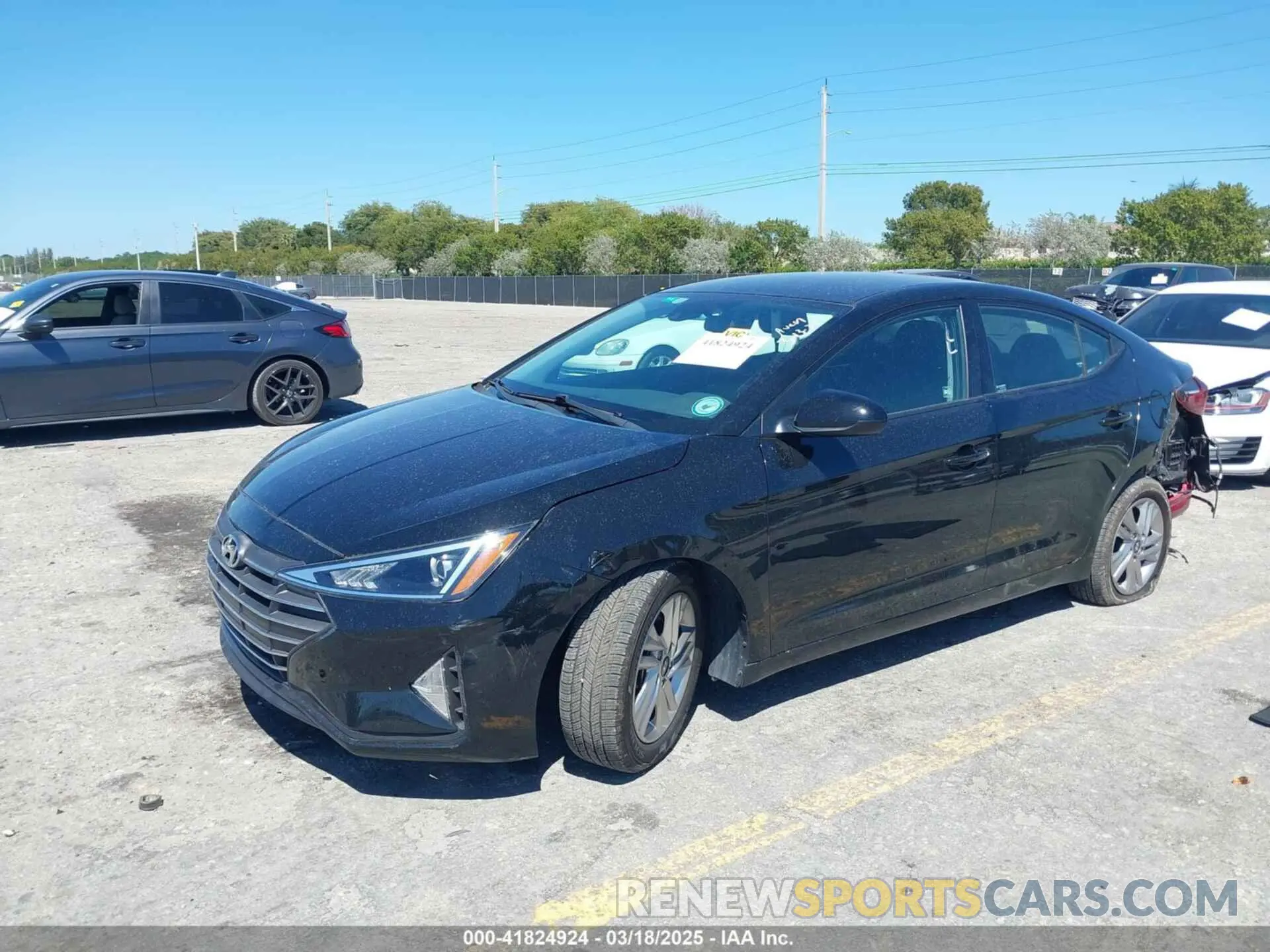 2 Photograph of a damaged car 5NPD84LF4LH519349 HYUNDAI ELANTRA 2020