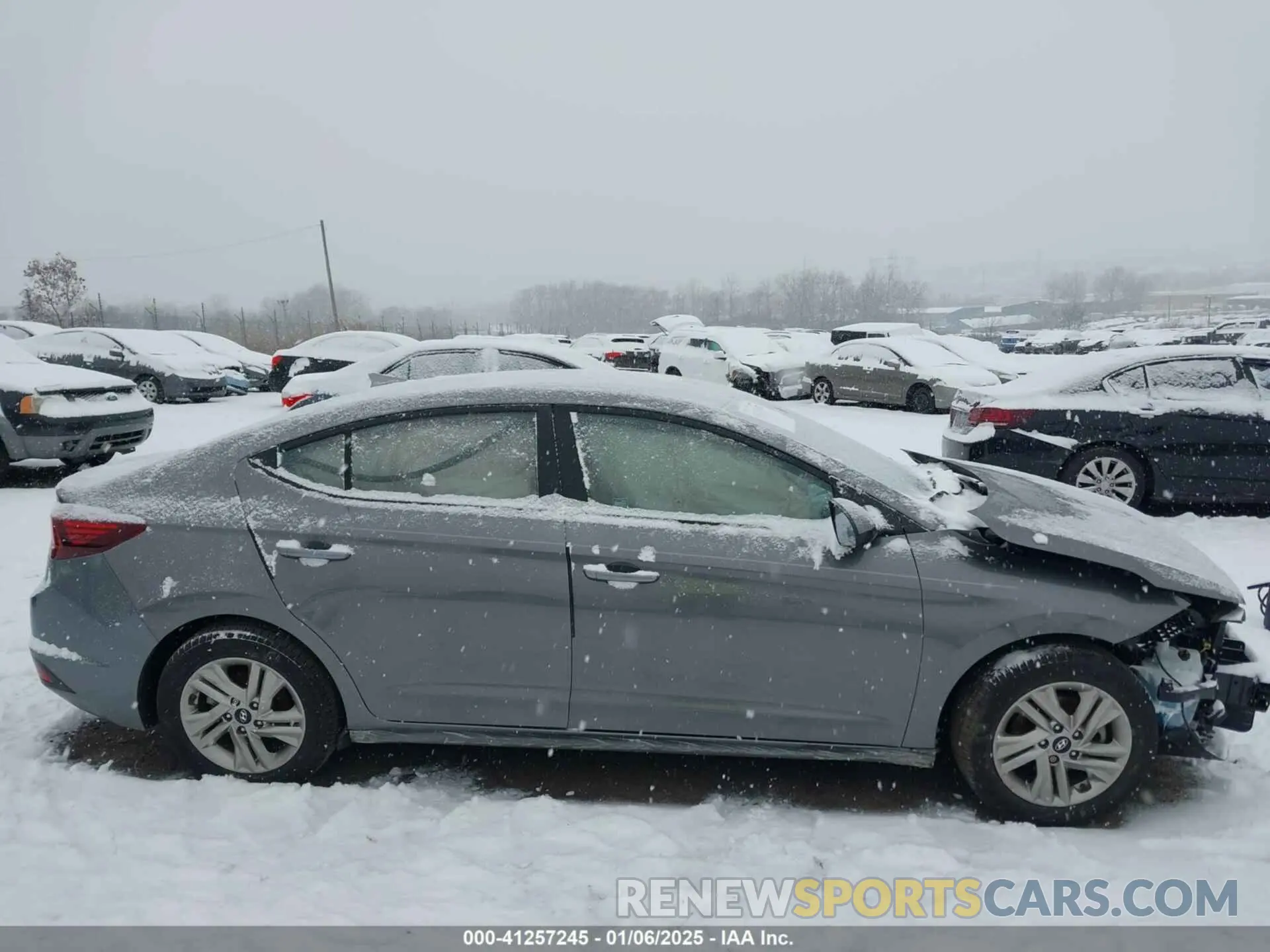 13 Photograph of a damaged car 5NPD84LF4LH525877 HYUNDAI ELANTRA 2020