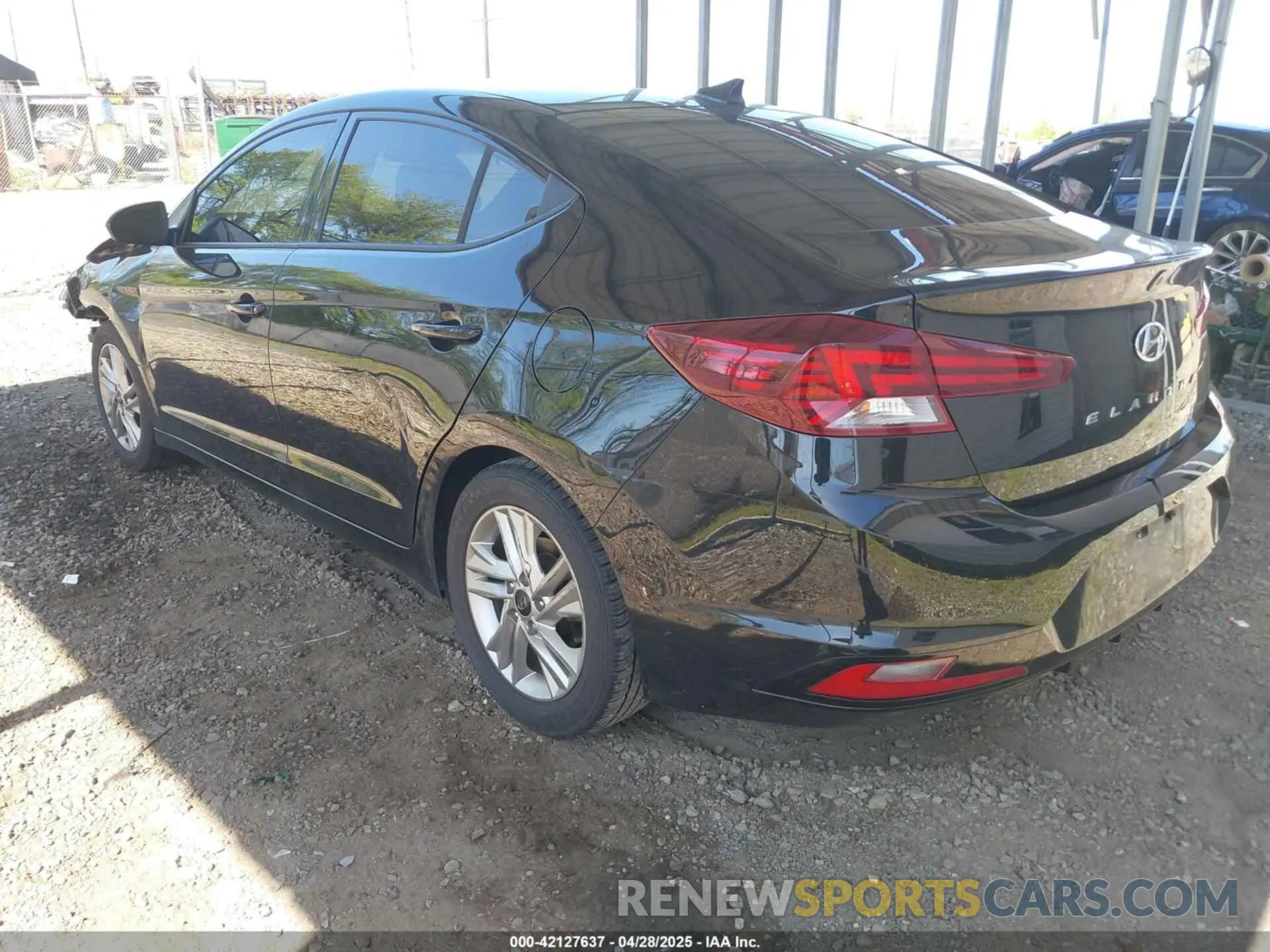 3 Photograph of a damaged car 5NPD84LF4LH532926 HYUNDAI ELANTRA 2020