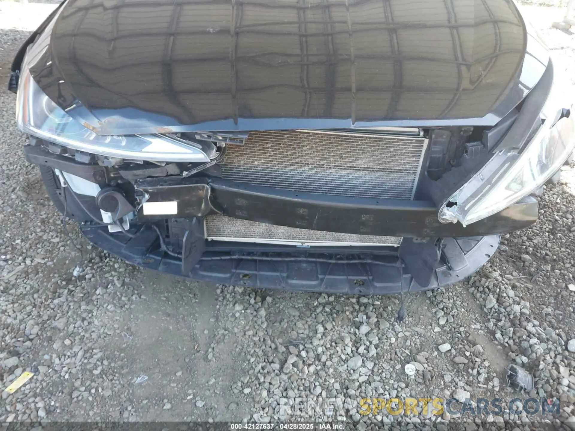 6 Photograph of a damaged car 5NPD84LF4LH532926 HYUNDAI ELANTRA 2020