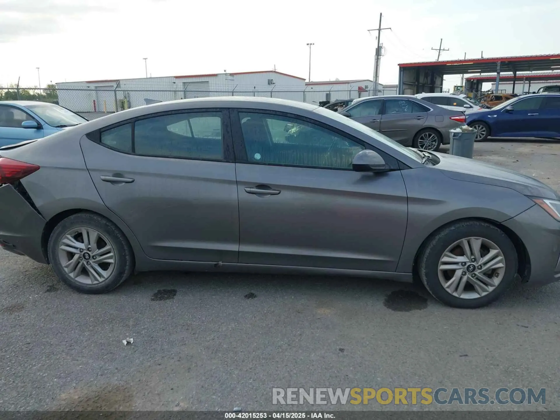 13 Photograph of a damaged car 5NPD84LF4LH540685 HYUNDAI ELANTRA 2020