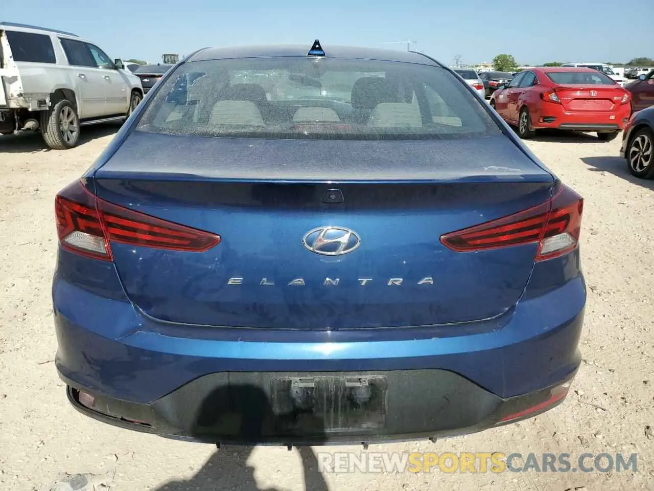 6 Photograph of a damaged car 5NPD84LF4LH541612 HYUNDAI ELANTRA 2020