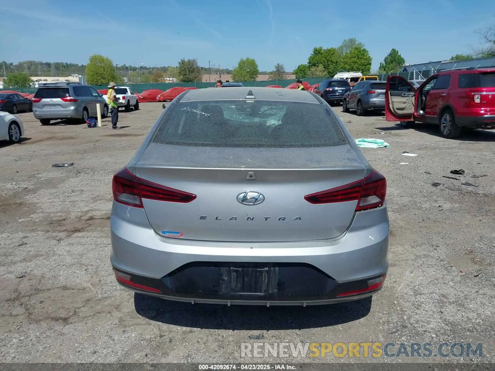 15 Photograph of a damaged car 5NPD84LF4LH553503 HYUNDAI ELANTRA 2020